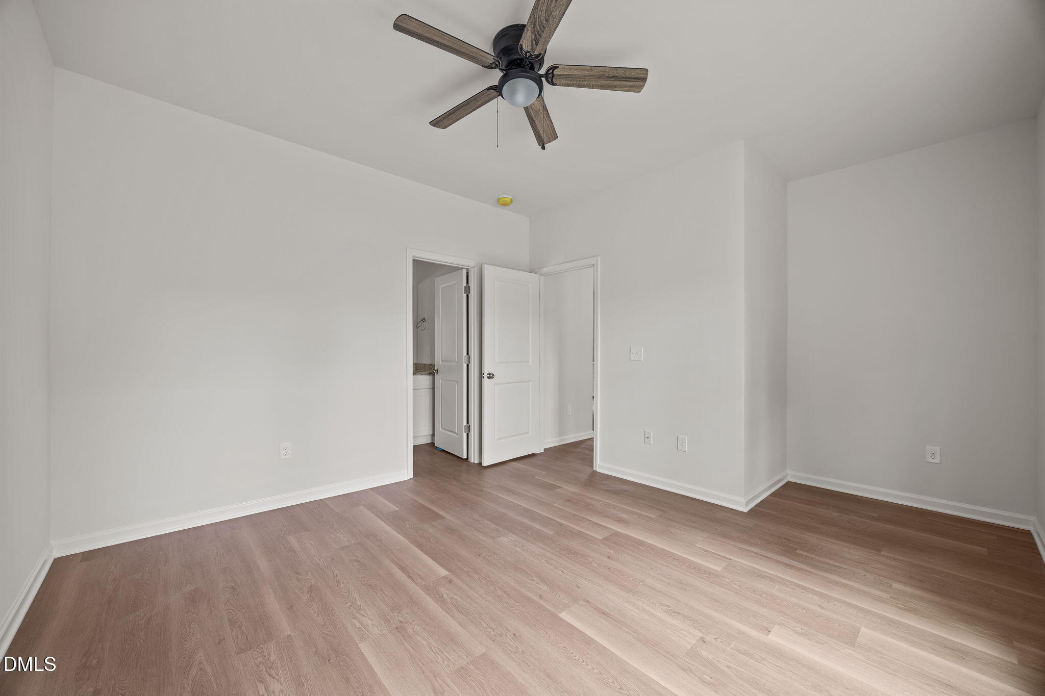 707 E Green Street Property Photo 22