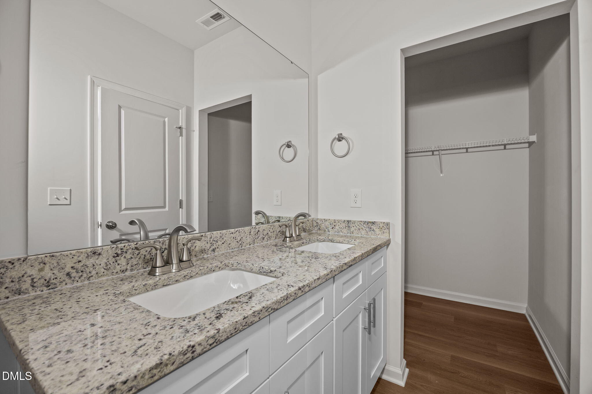 707 E Green Street Property Photo 24