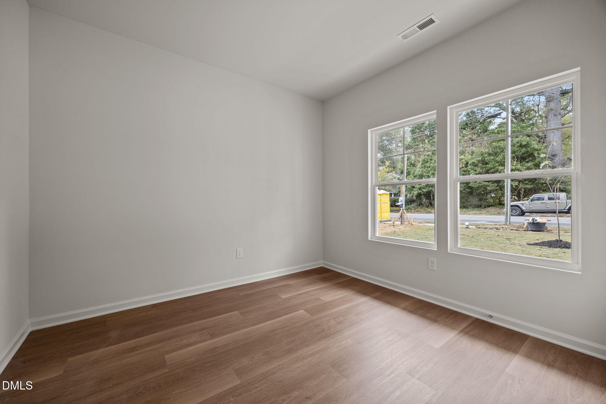707 E Green Street Property Photo 28