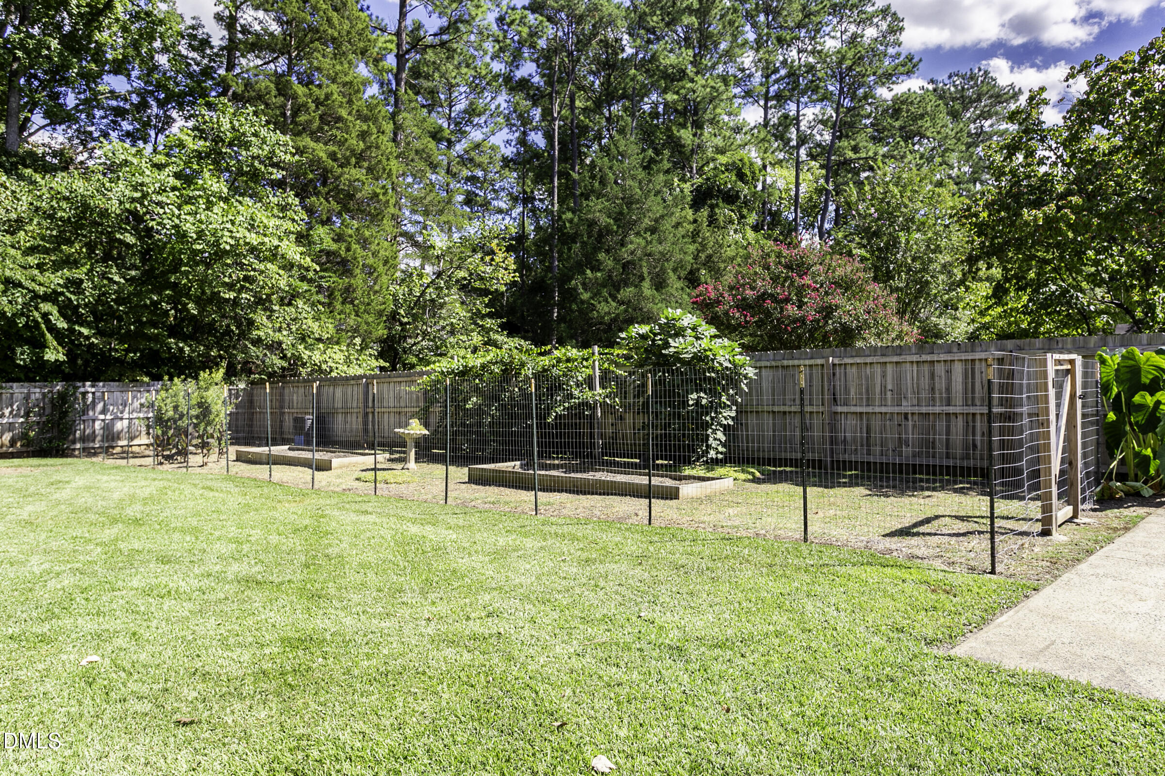 3818 Hermine Street Property Photo 21