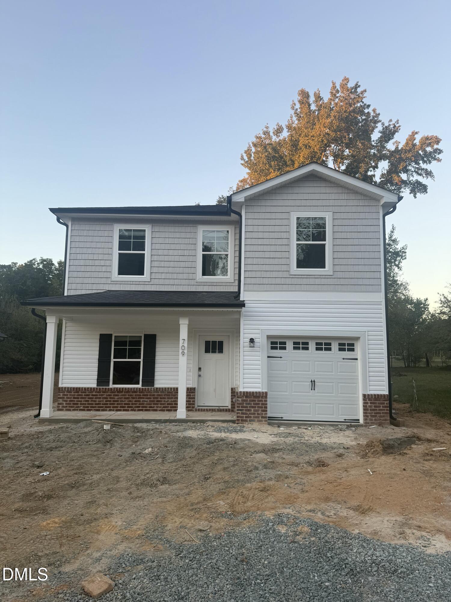 709 E Green Street Property Photo 1