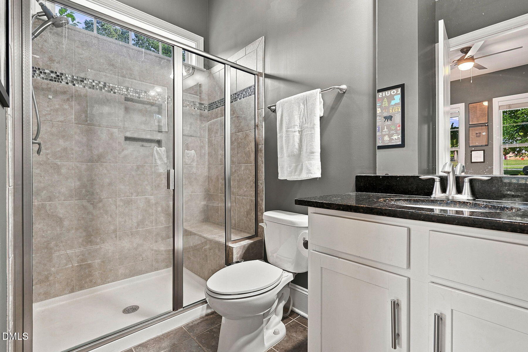 8013 Lakeshore Drive Property Photo 9