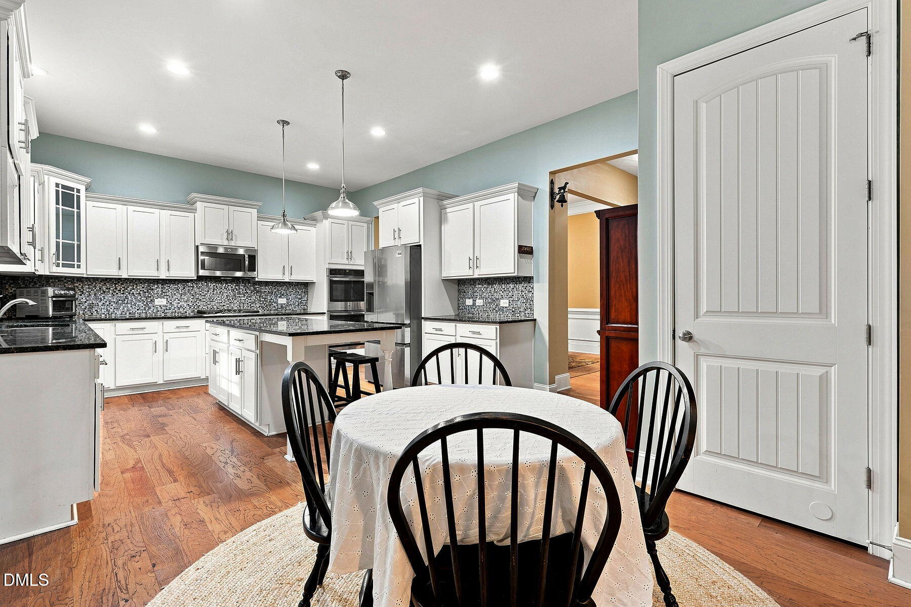 8013 Lakeshore Drive Property Photo 13