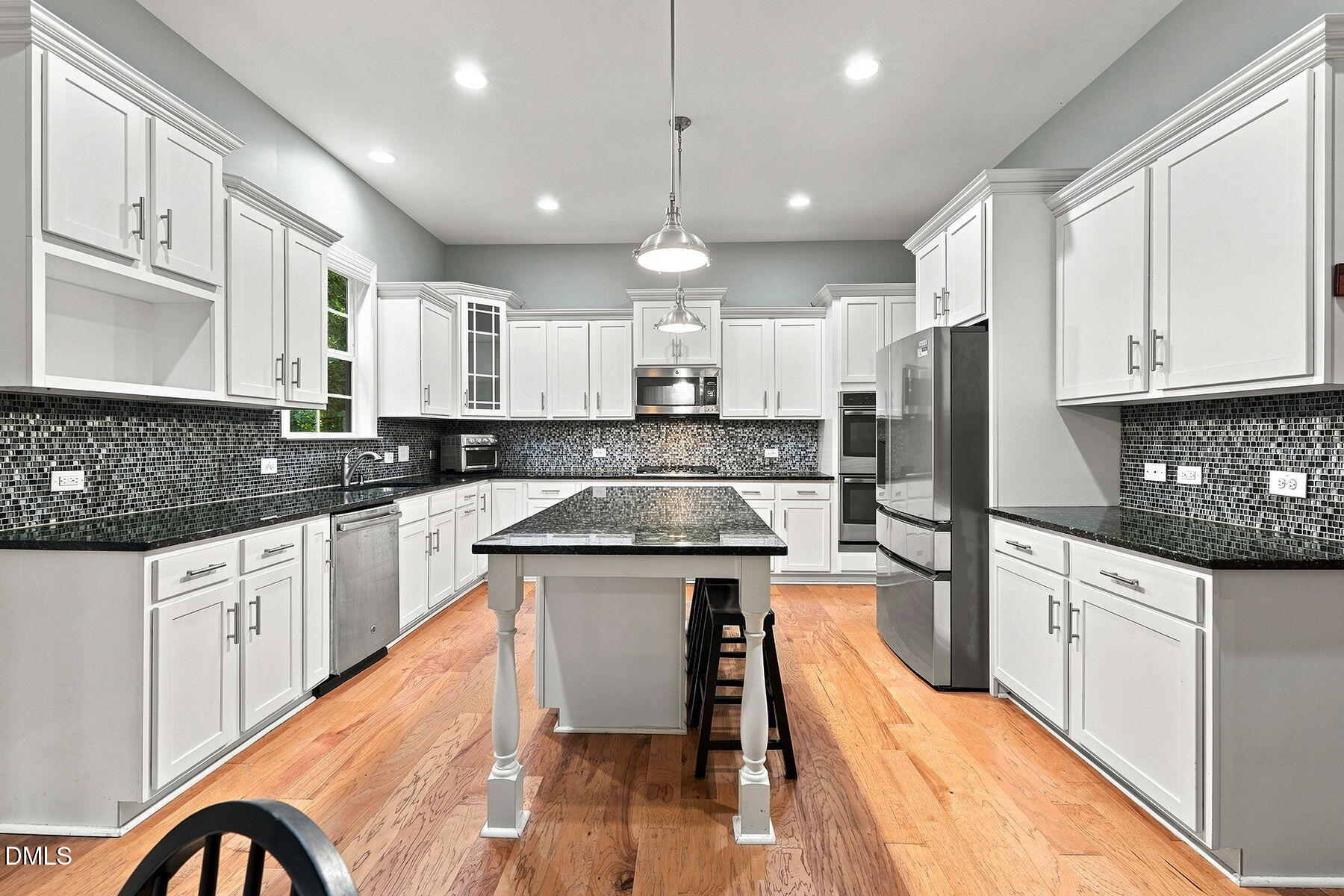 8013 Lakeshore Drive Property Photo 15