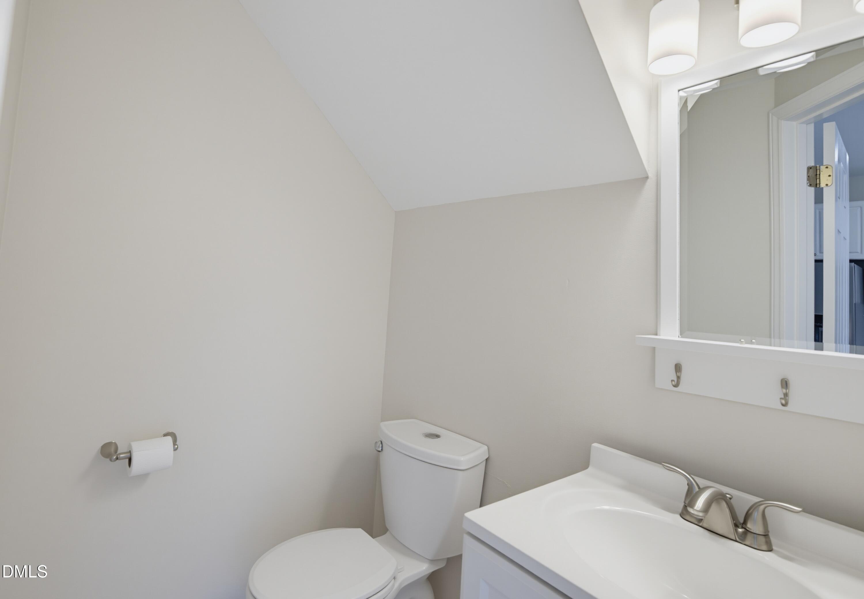 904 Starkland Way Property Photo 12
