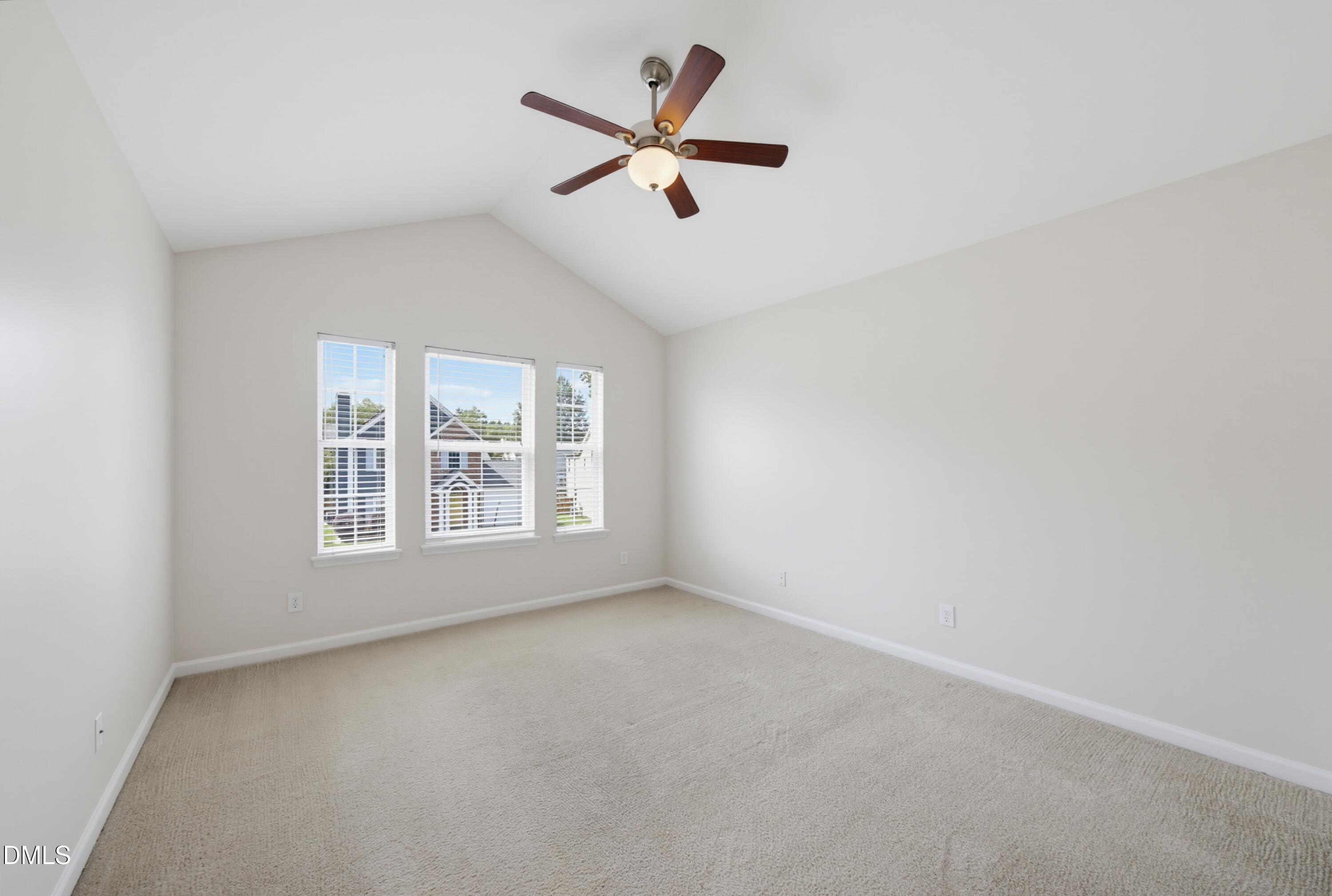 904 Starkland Way Property Photo 16