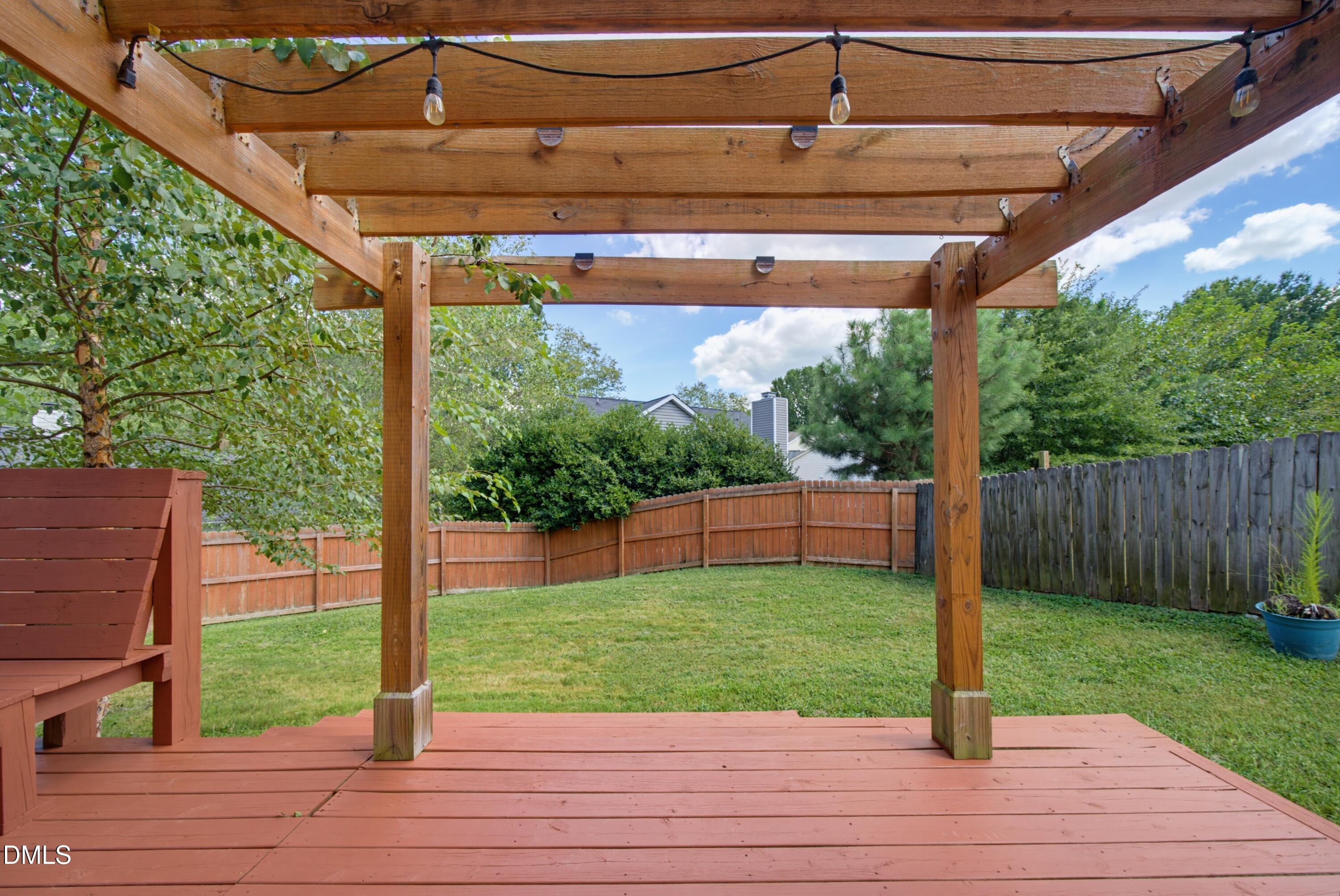 904 Starkland Way Property Photo 29