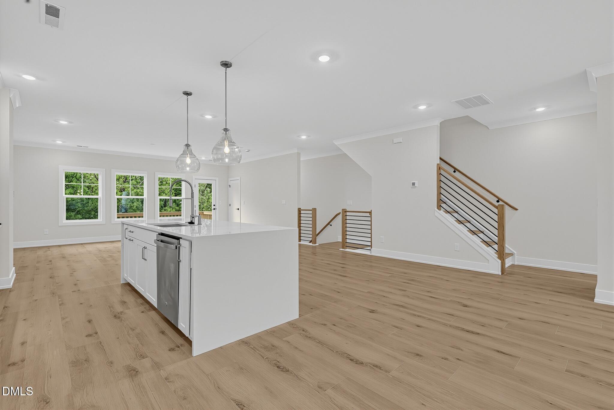 727 Mildred Oaks Court Property Photo 17