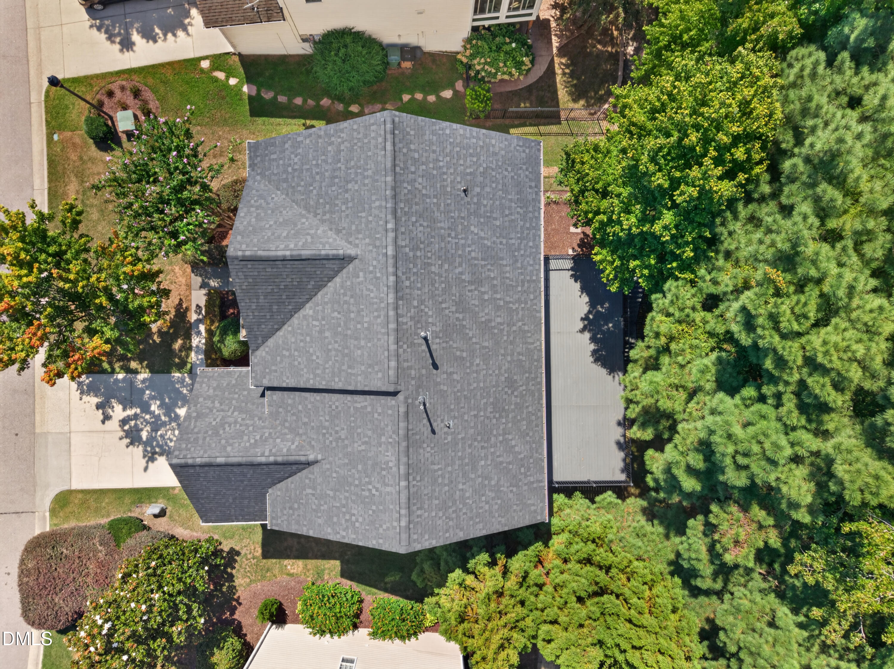 213 Slate Blue Place Property Photo 4