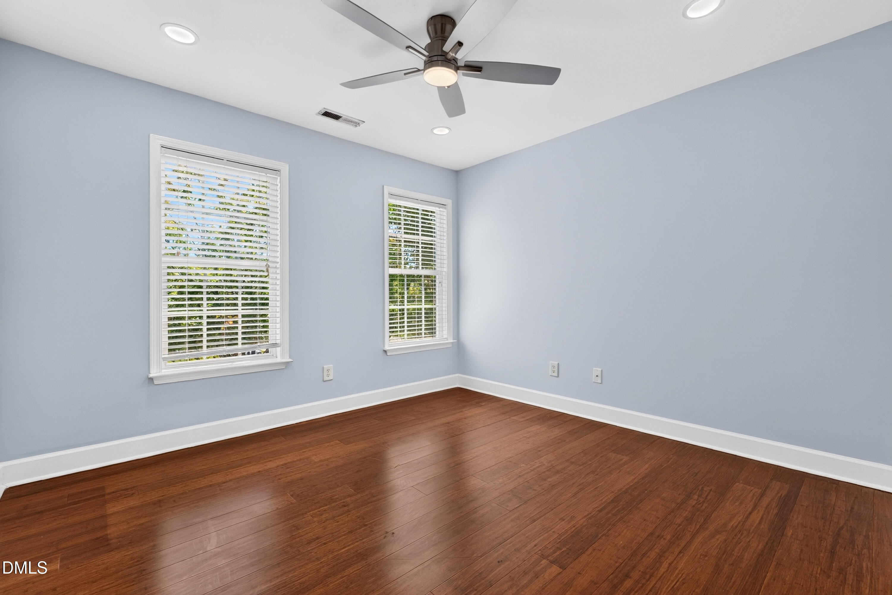213 Slate Blue Place Property Photo 30