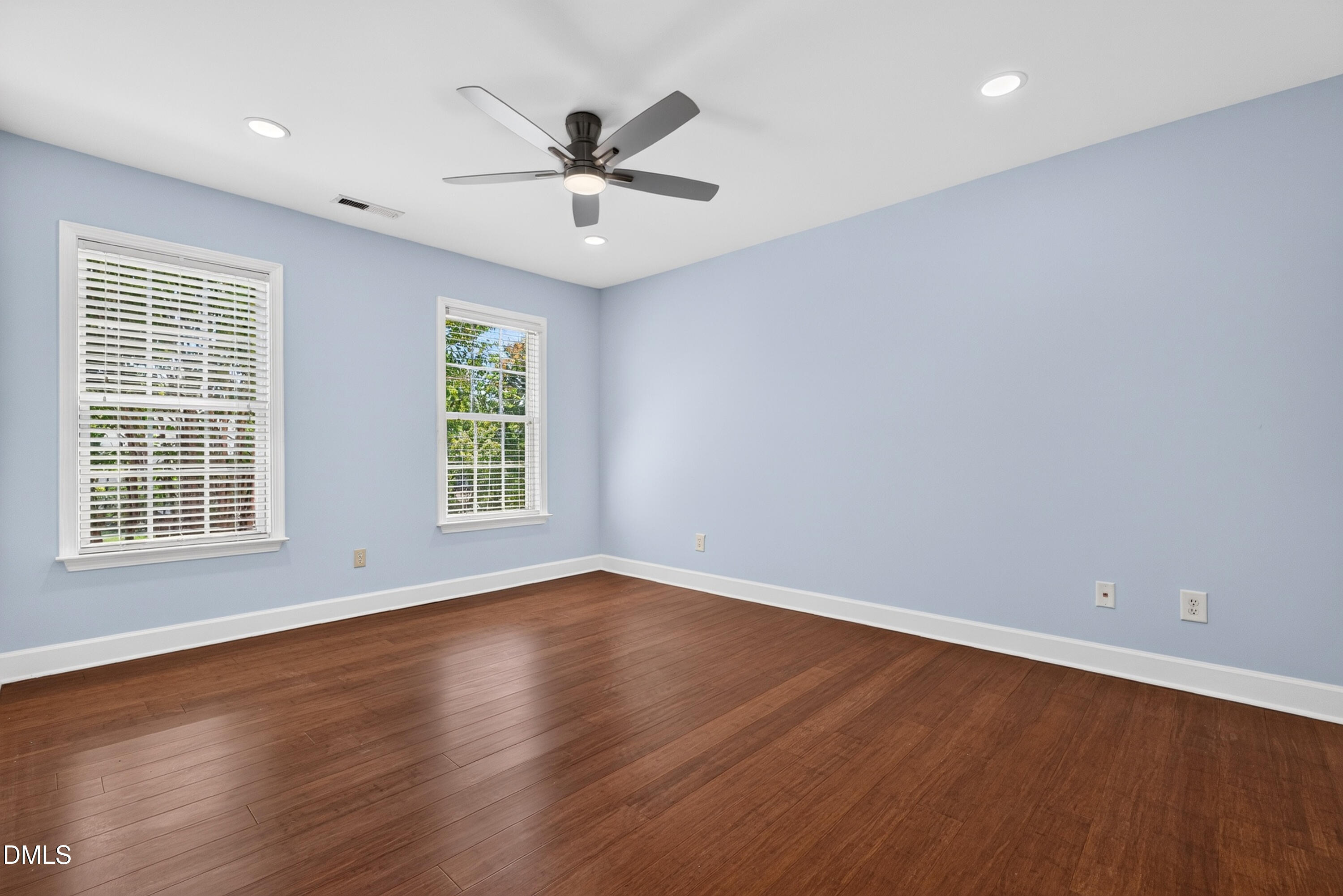 213 Slate Blue Place Property Photo 31