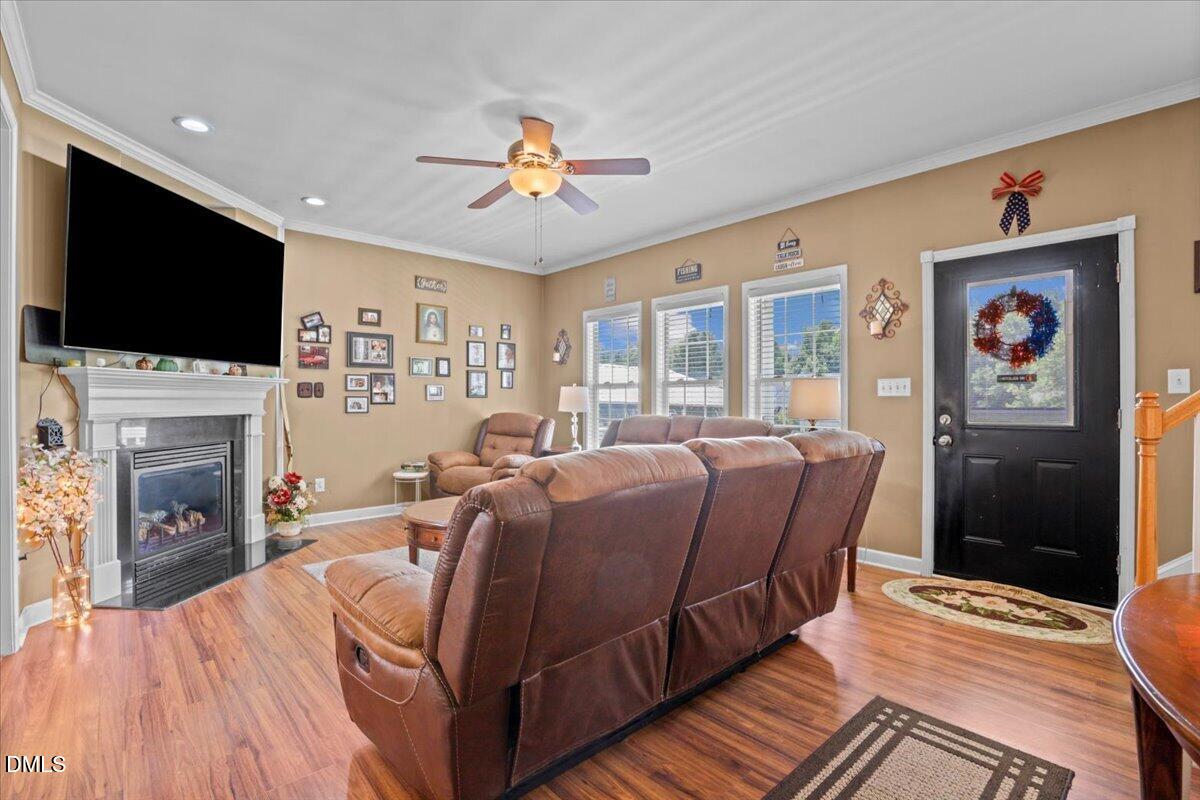 220 Leghorn Drive Property Photo 28