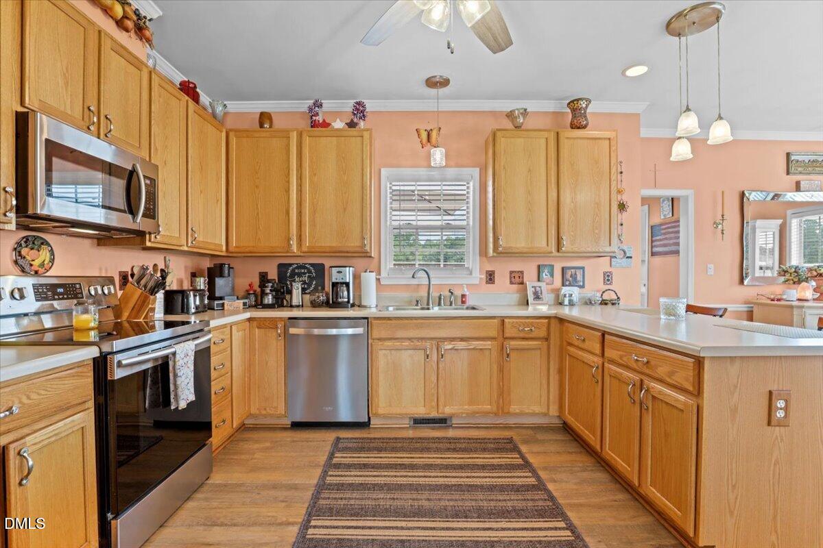 220 Leghorn Drive Property Photo 34