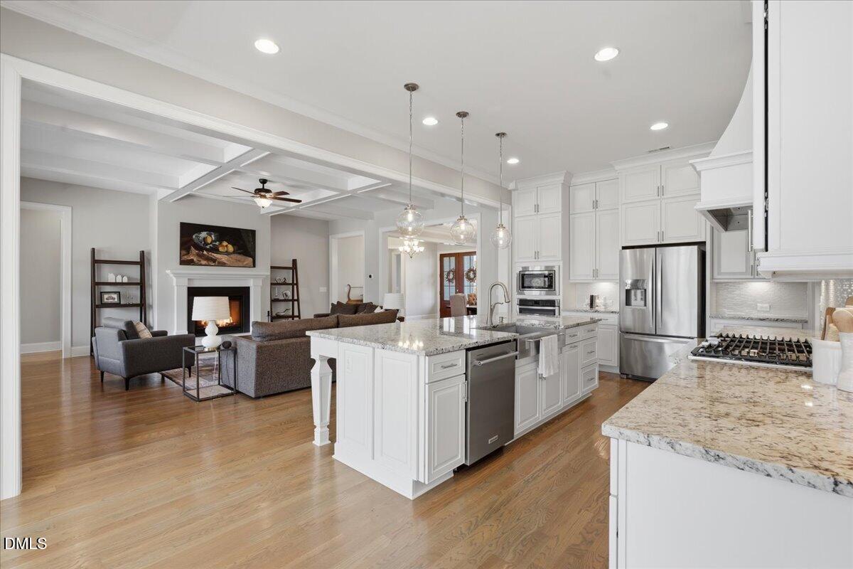 416 Whispering Hills Court Property Photo 14