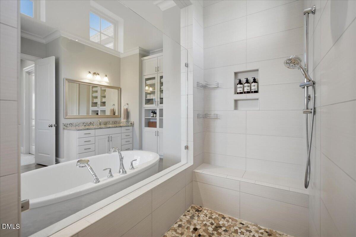 416 Whispering Hills Court Property Photo 45