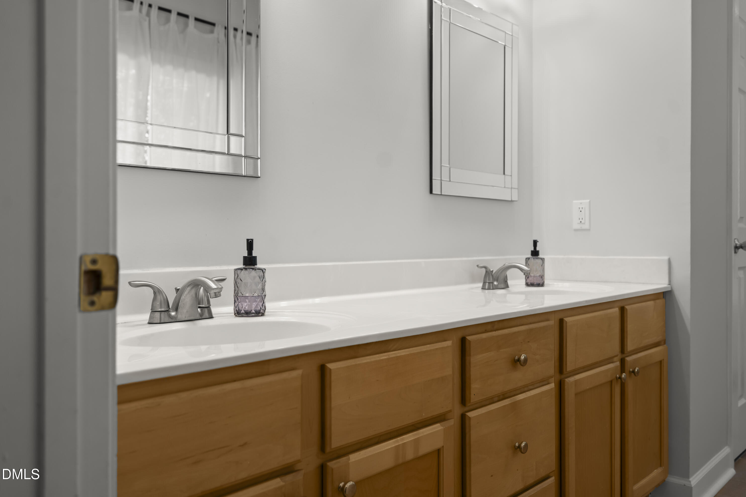 1025 Lake Shore Drive Property Photo 13