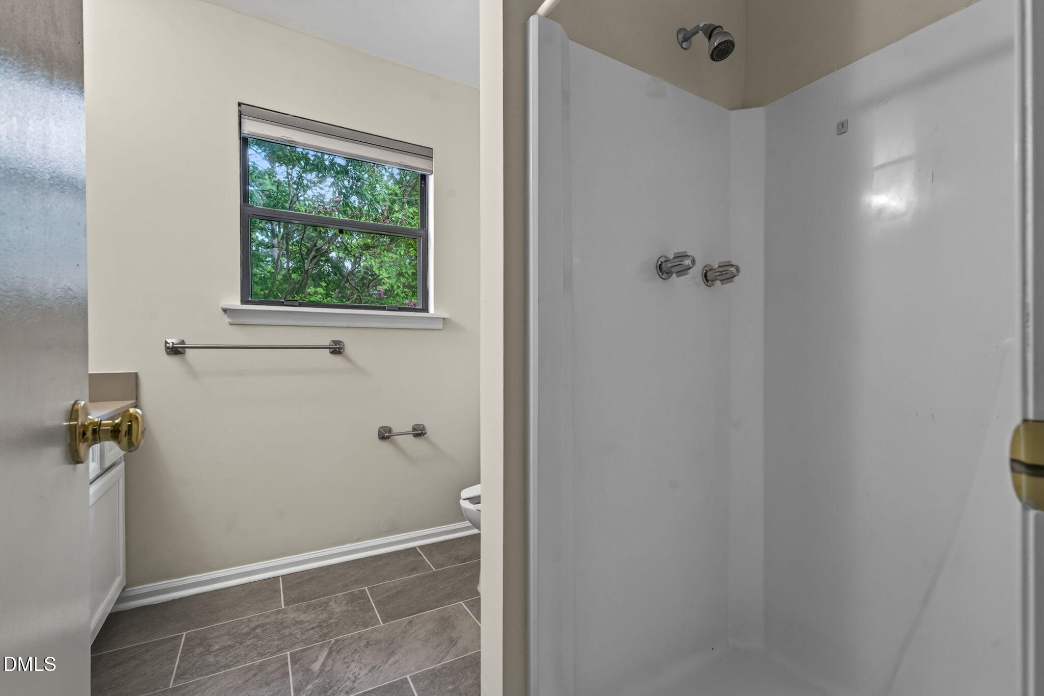 2335 Huron Street Property Photo 24