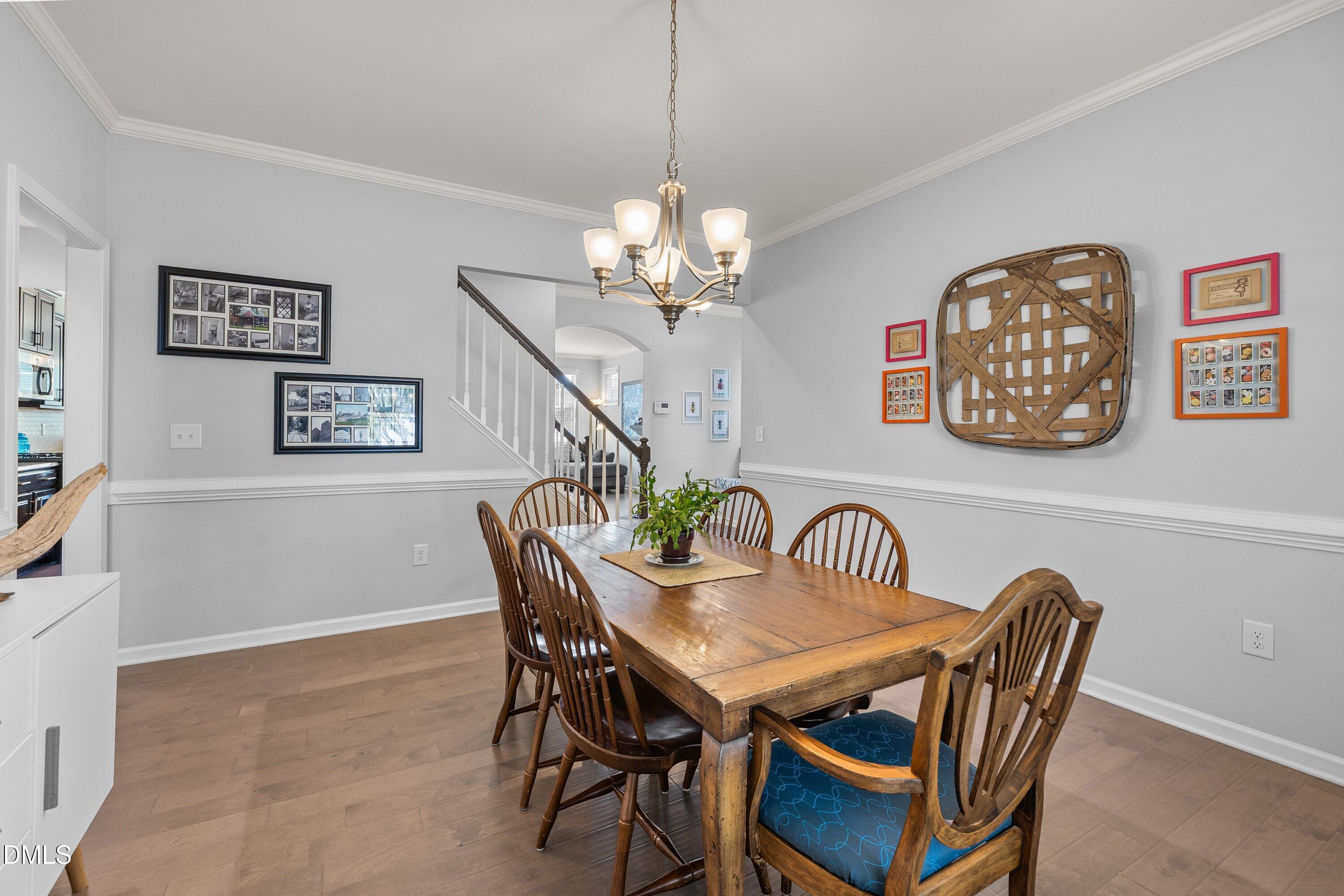 1005 Woodland Grove Way Property Photo 11