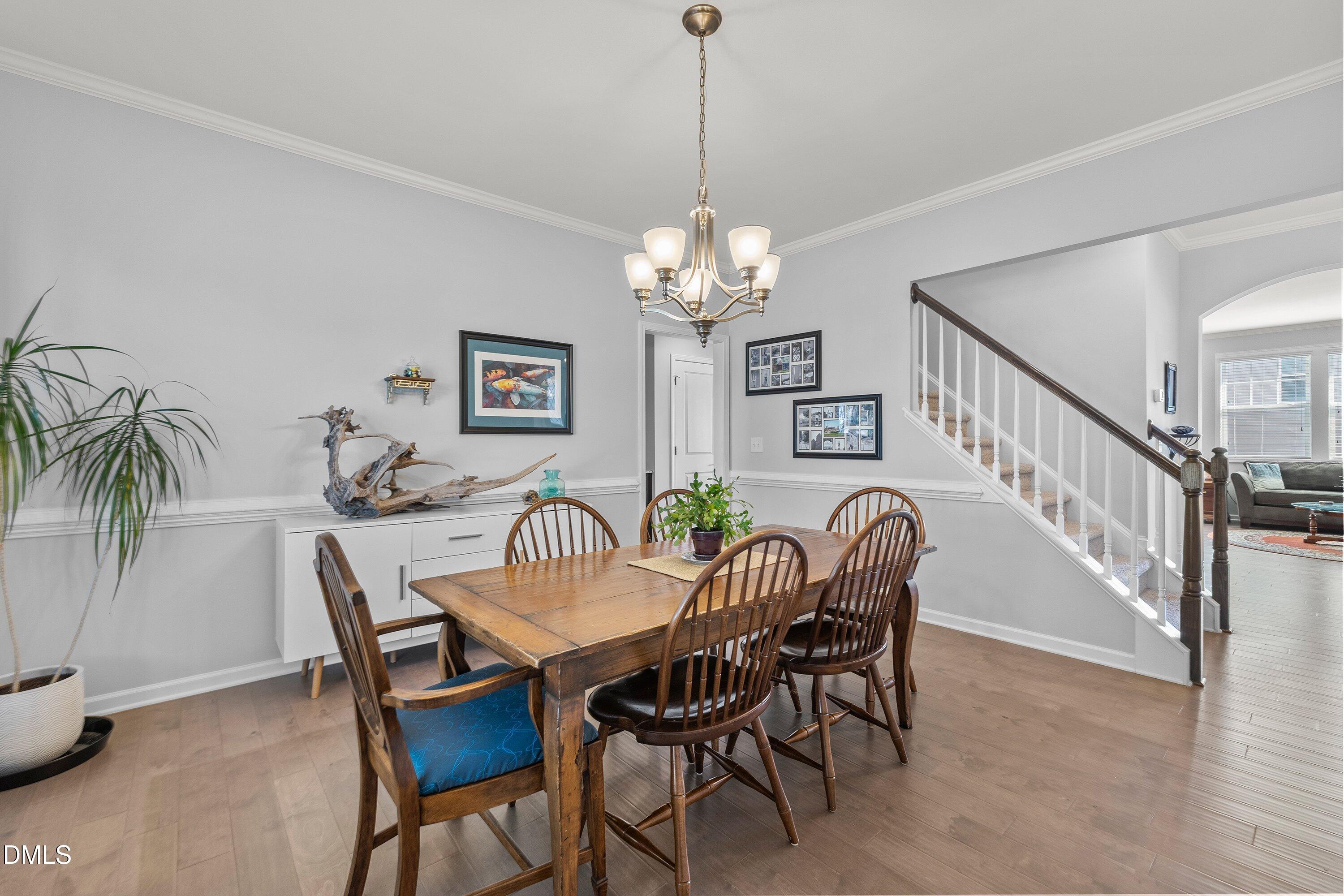 1005 Woodland Grove Way Property Photo 12