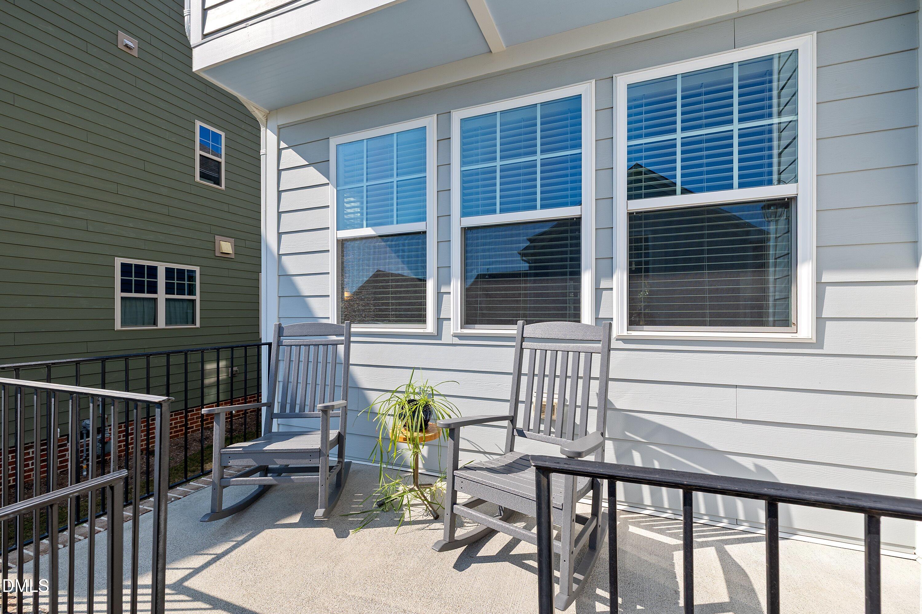 1005 Woodland Grove Way Property Photo 19