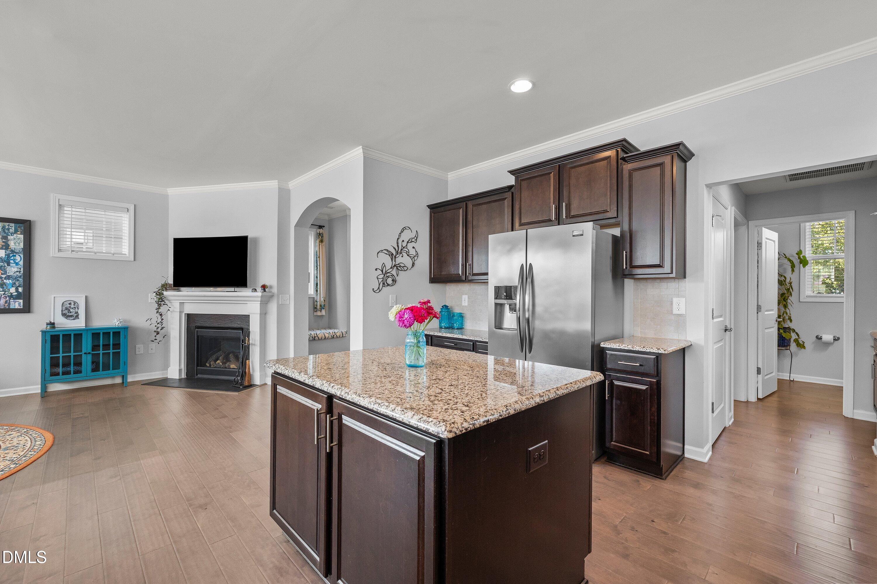 1005 Woodland Grove Way Property Photo 21