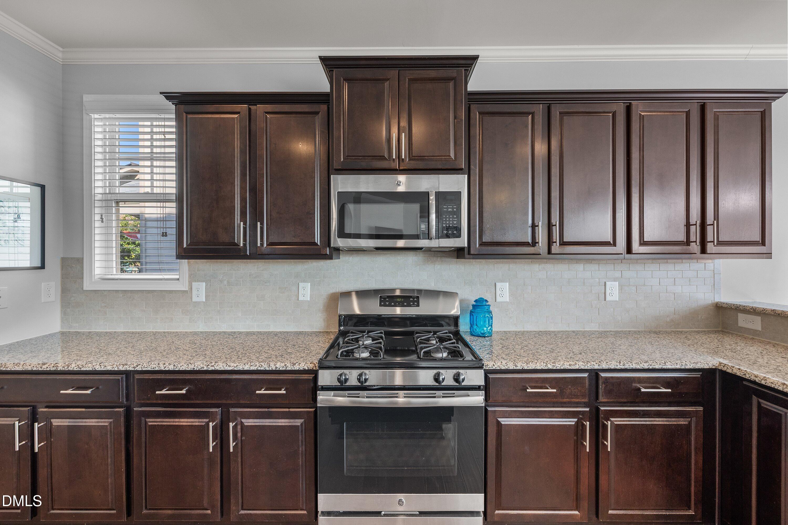 1005 Woodland Grove Way Property Photo 23