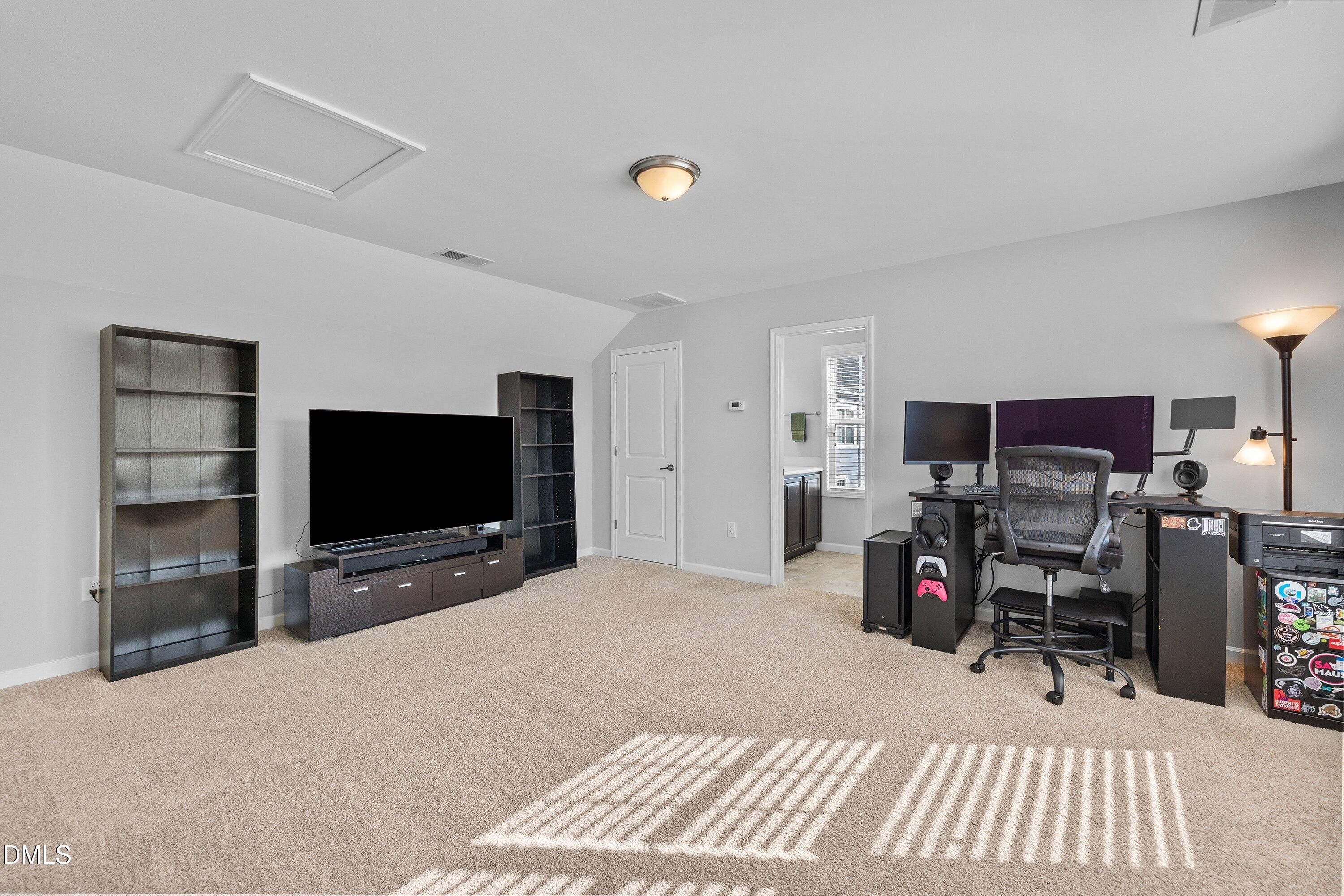 1005 Woodland Grove Way Property Photo 39
