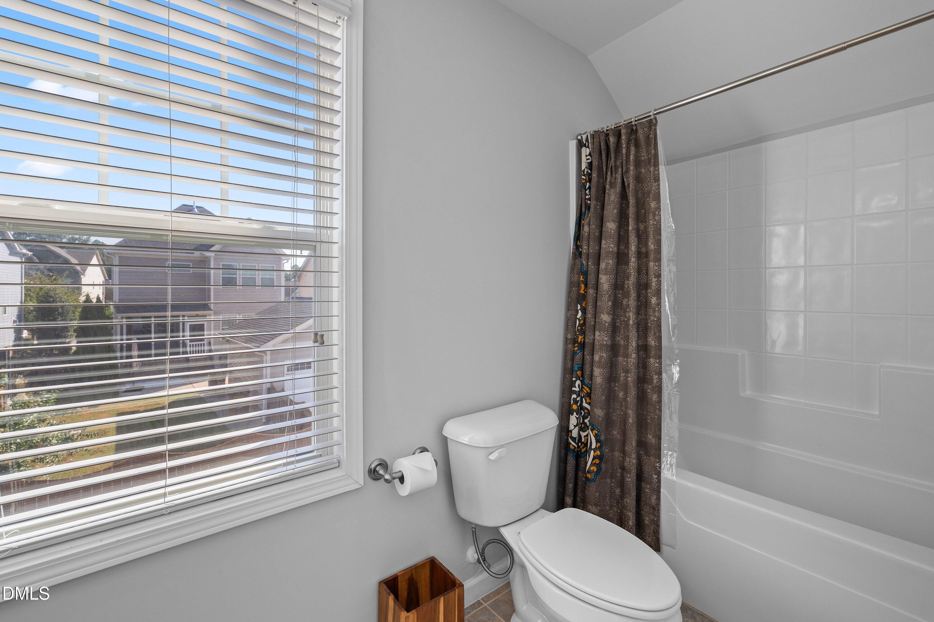 1005 Woodland Grove Way Property Photo 41
