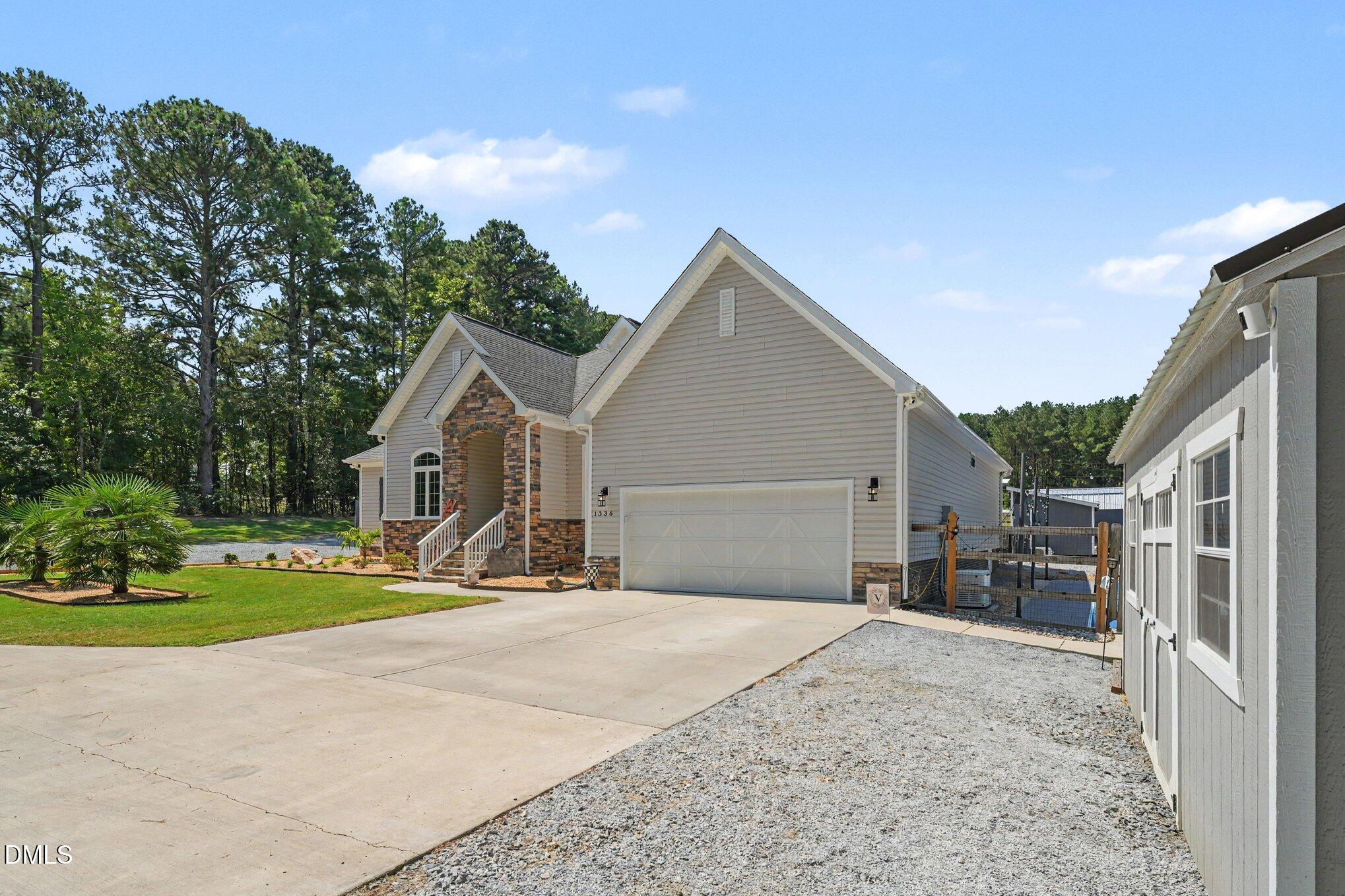 1336 Zacks Mill Road Property Photo 4
