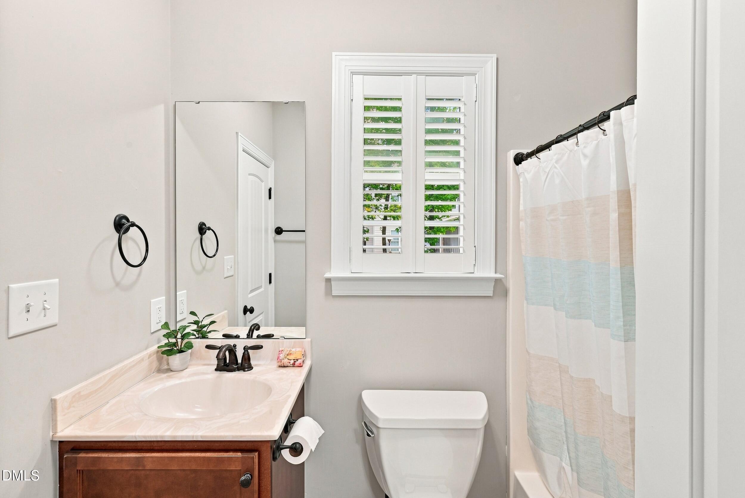 20 James Joyce Court Property Photo 12