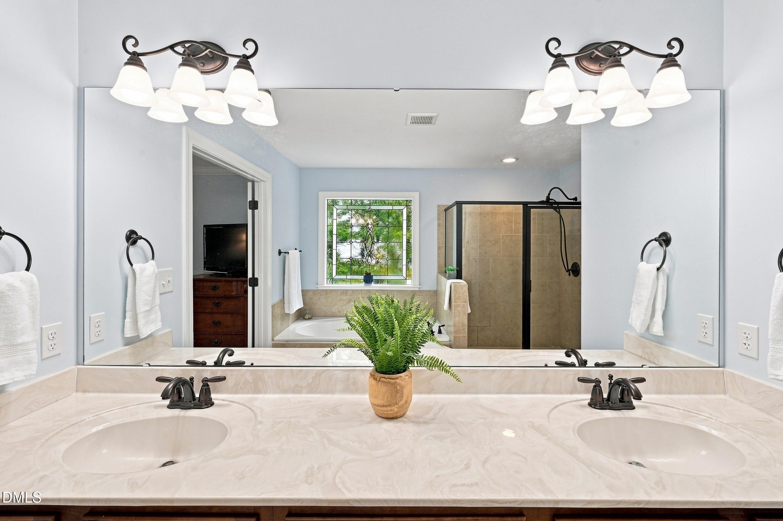 20 James Joyce Court Property Photo 19