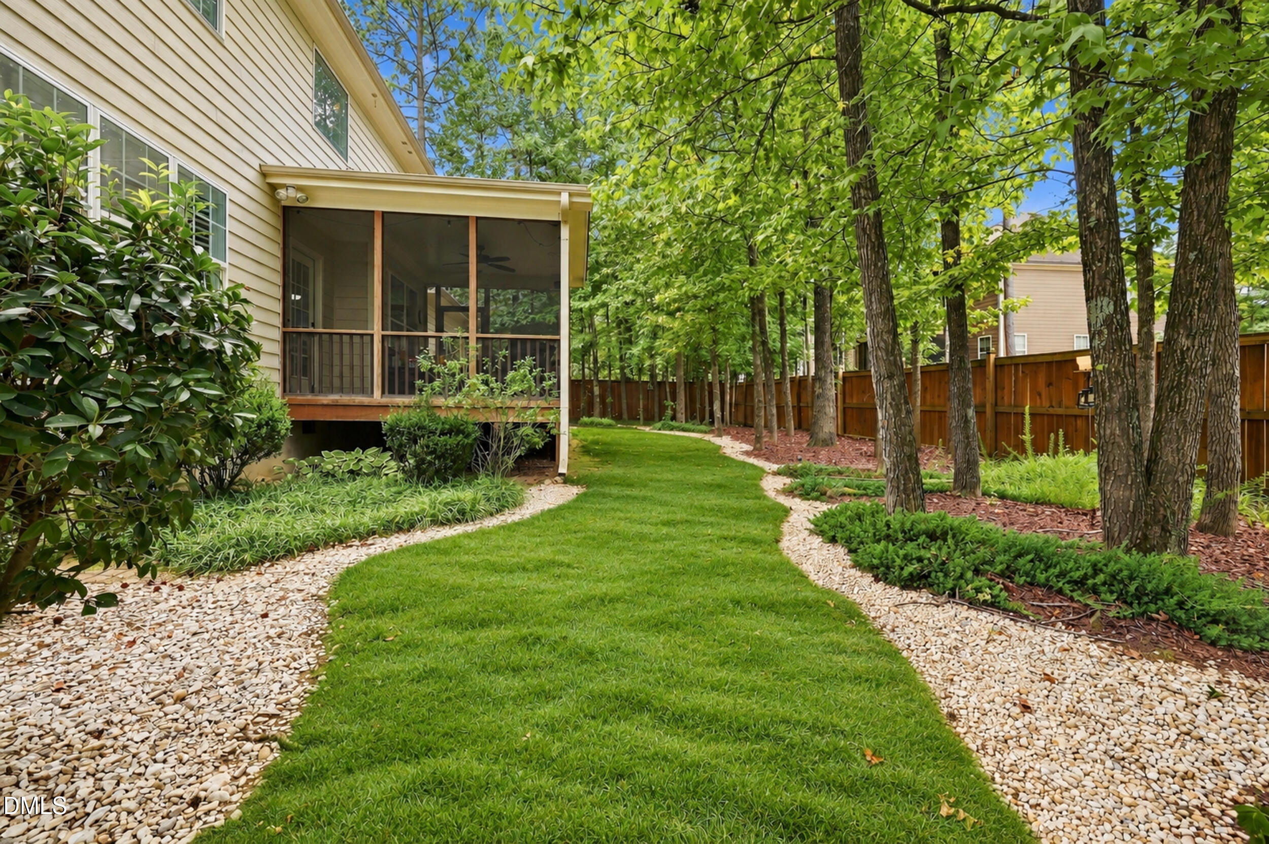 20 James Joyce Court Property Photo 26