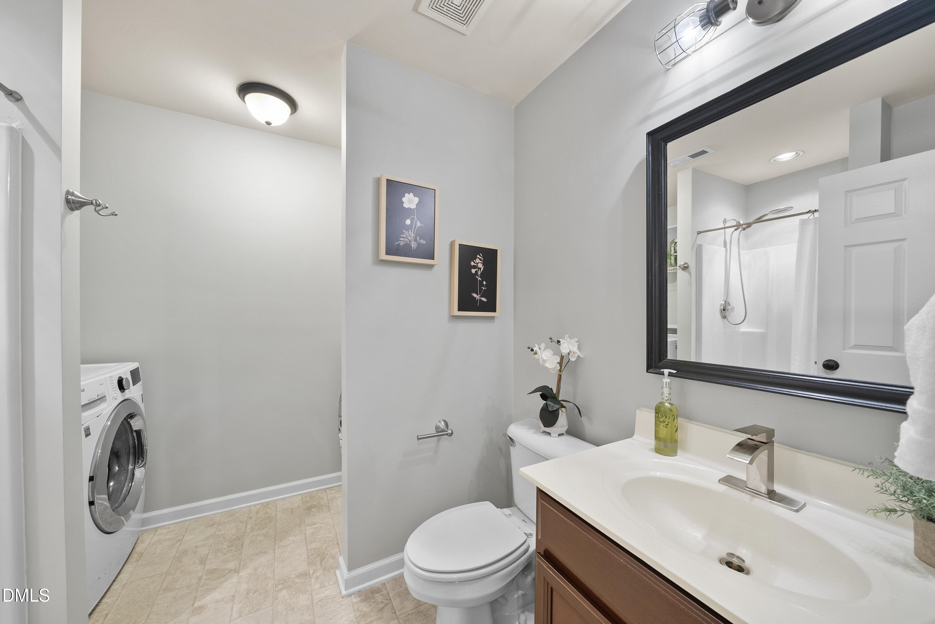 3839 Cary Glen Boulevard Property Photo 15