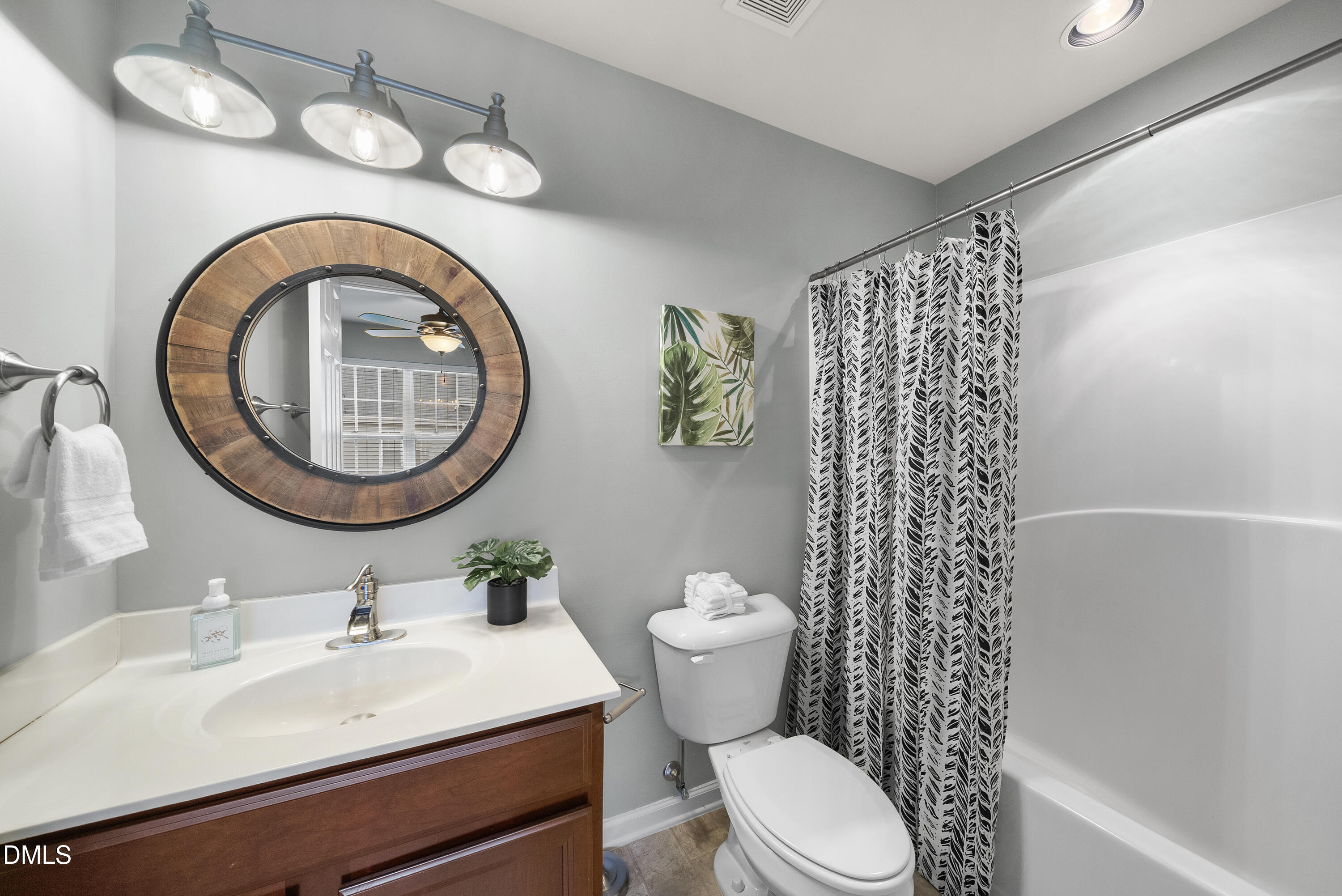 3839 Cary Glen Boulevard Property Photo 17