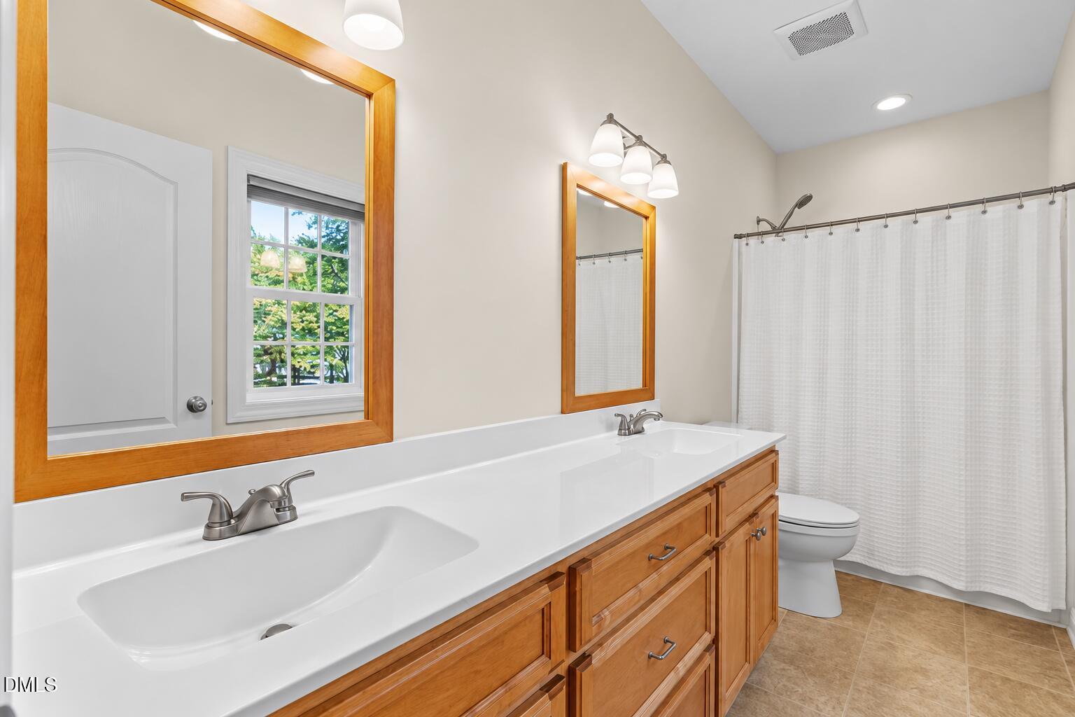 3456 Sanders Road Property Photo 12