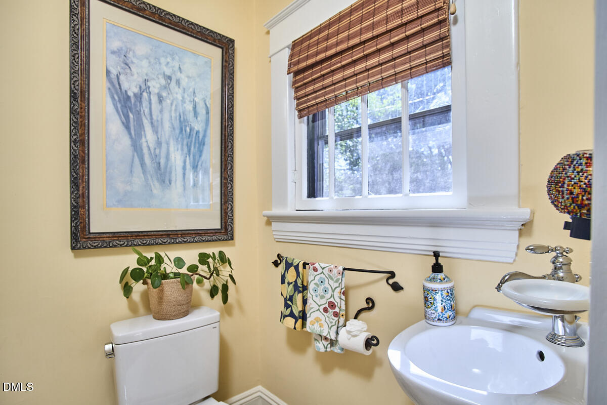 517 Cole Street Property Photo 14