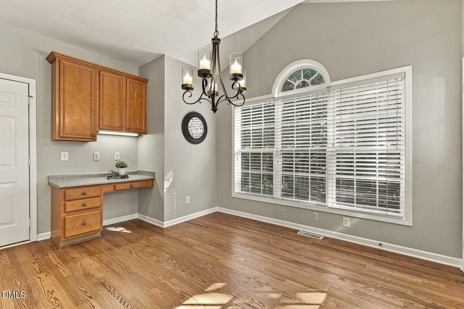 3424 Coach Lantern Avenue Property Photo 6