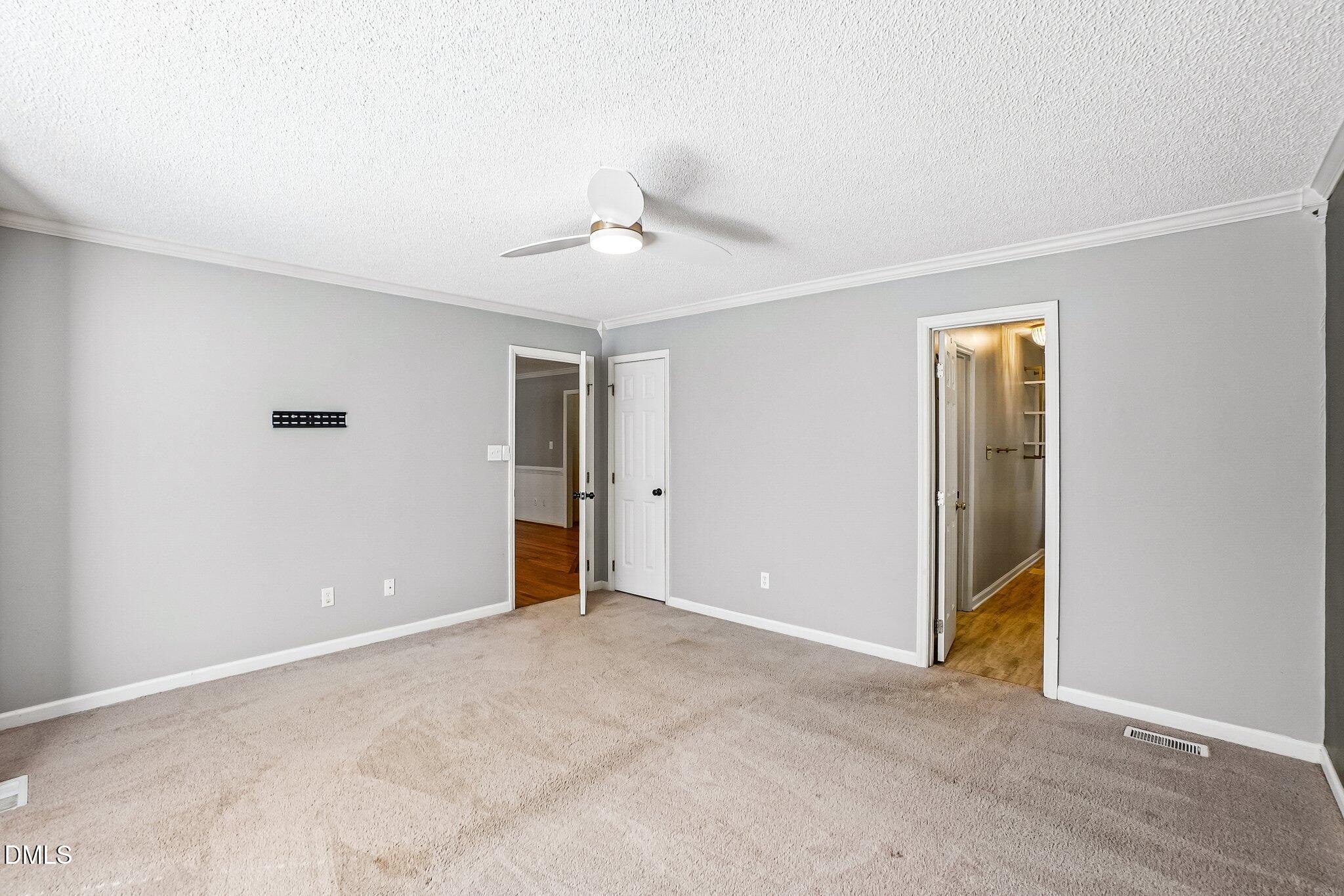 8820 Reigate Lane Property Photo 20