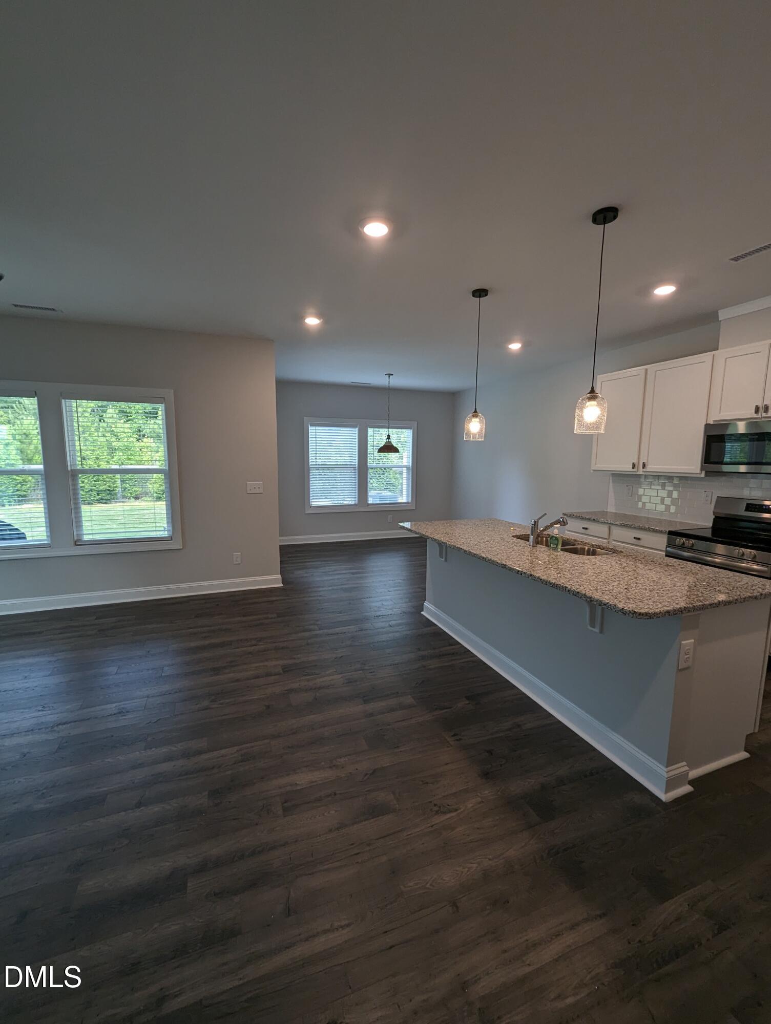 506 Barrington Row Avenue Property Photo 4
