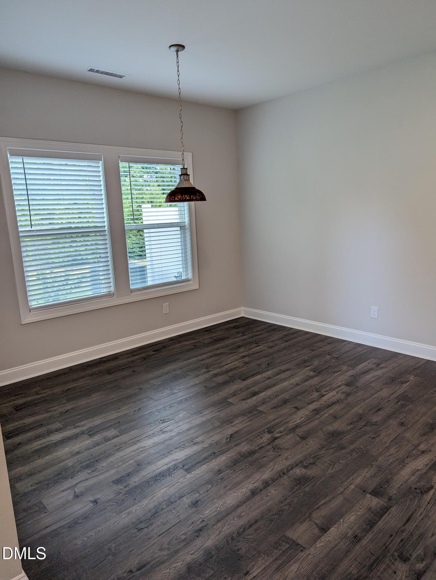 506 Barrington Row Avenue Property Photo 7