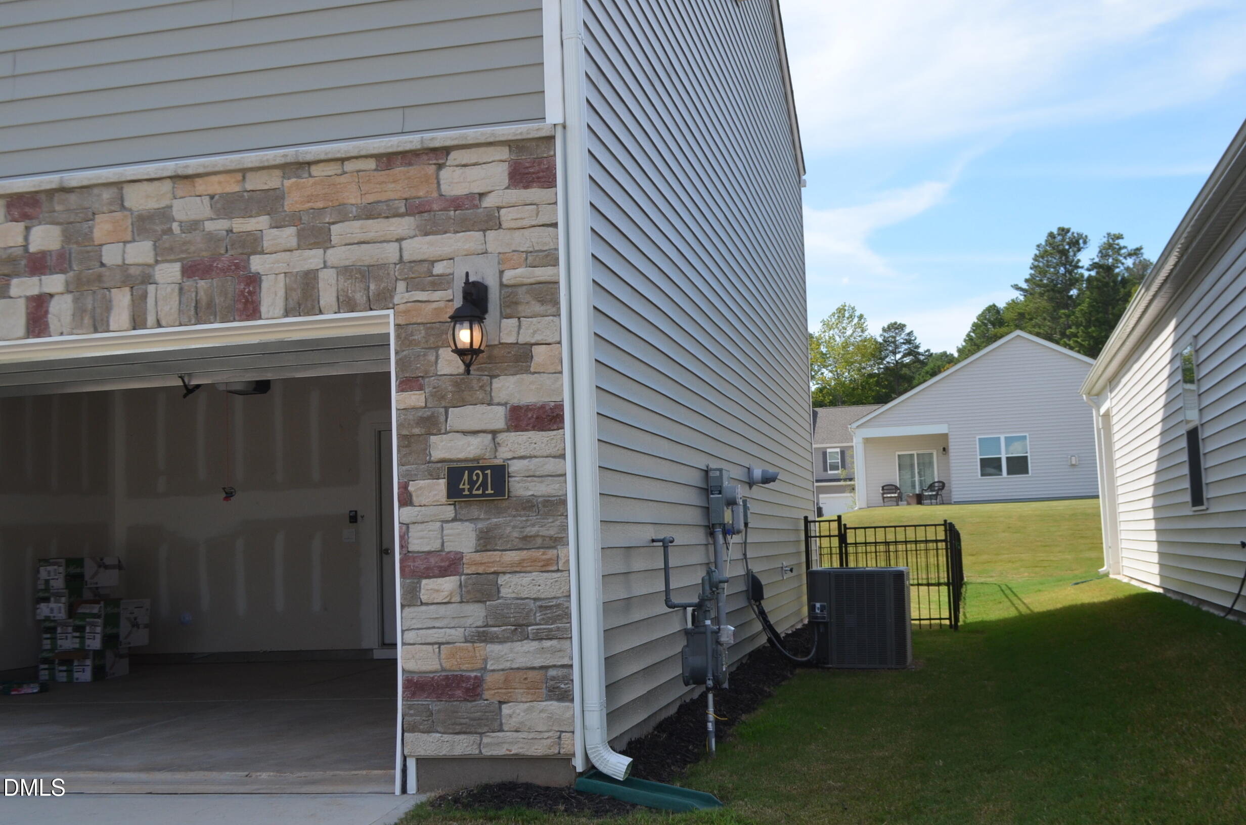 421 Ashley Run Property Photo 6