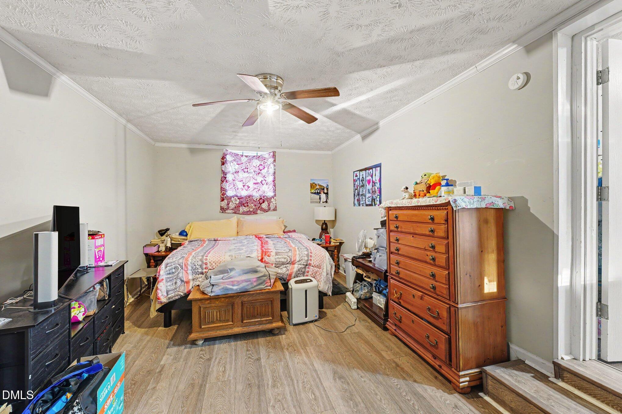 2052 Mango Circle Property Photo 9