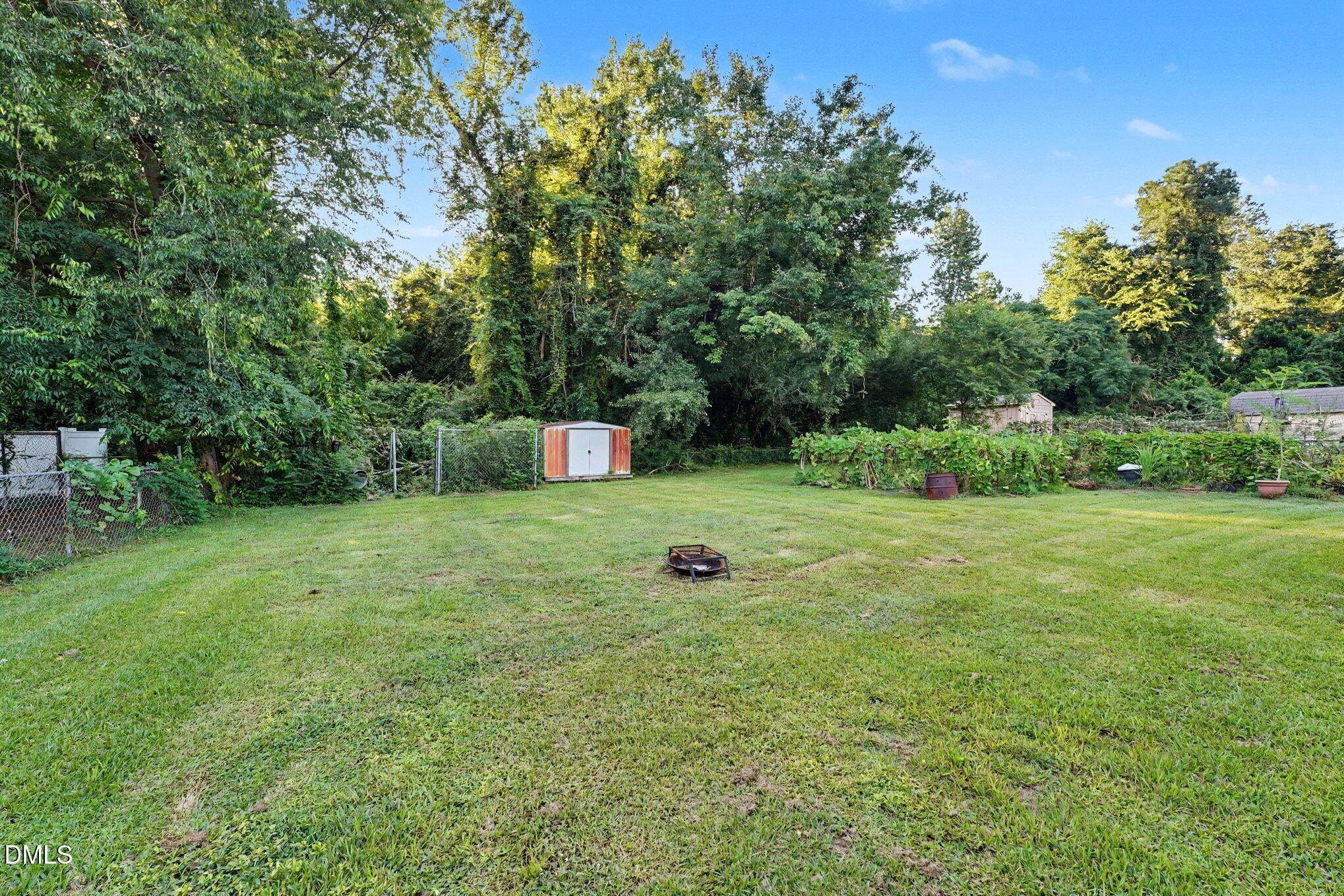 2052 Mango Circle Property Photo 12