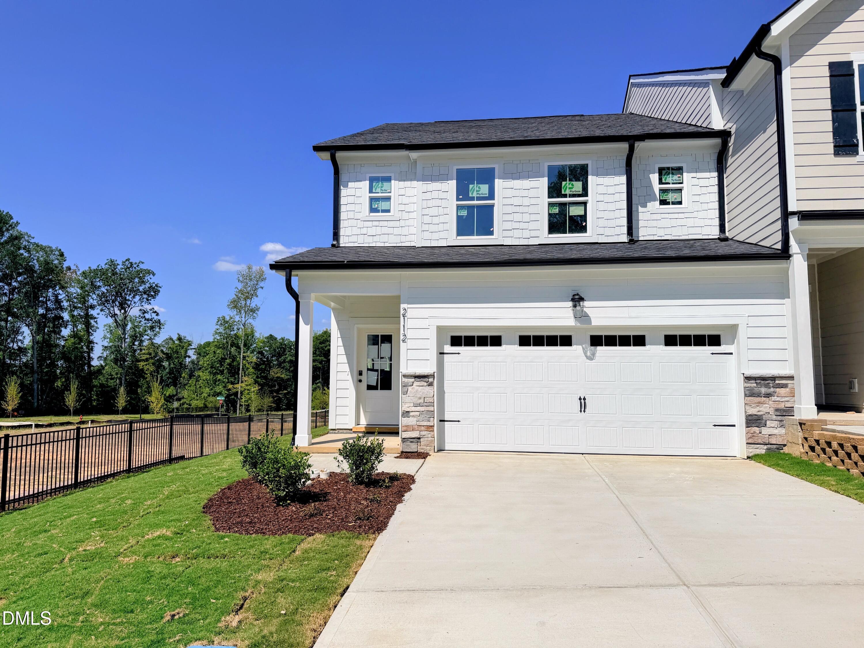 2112 Shaded Knoll Road Property Photo 1