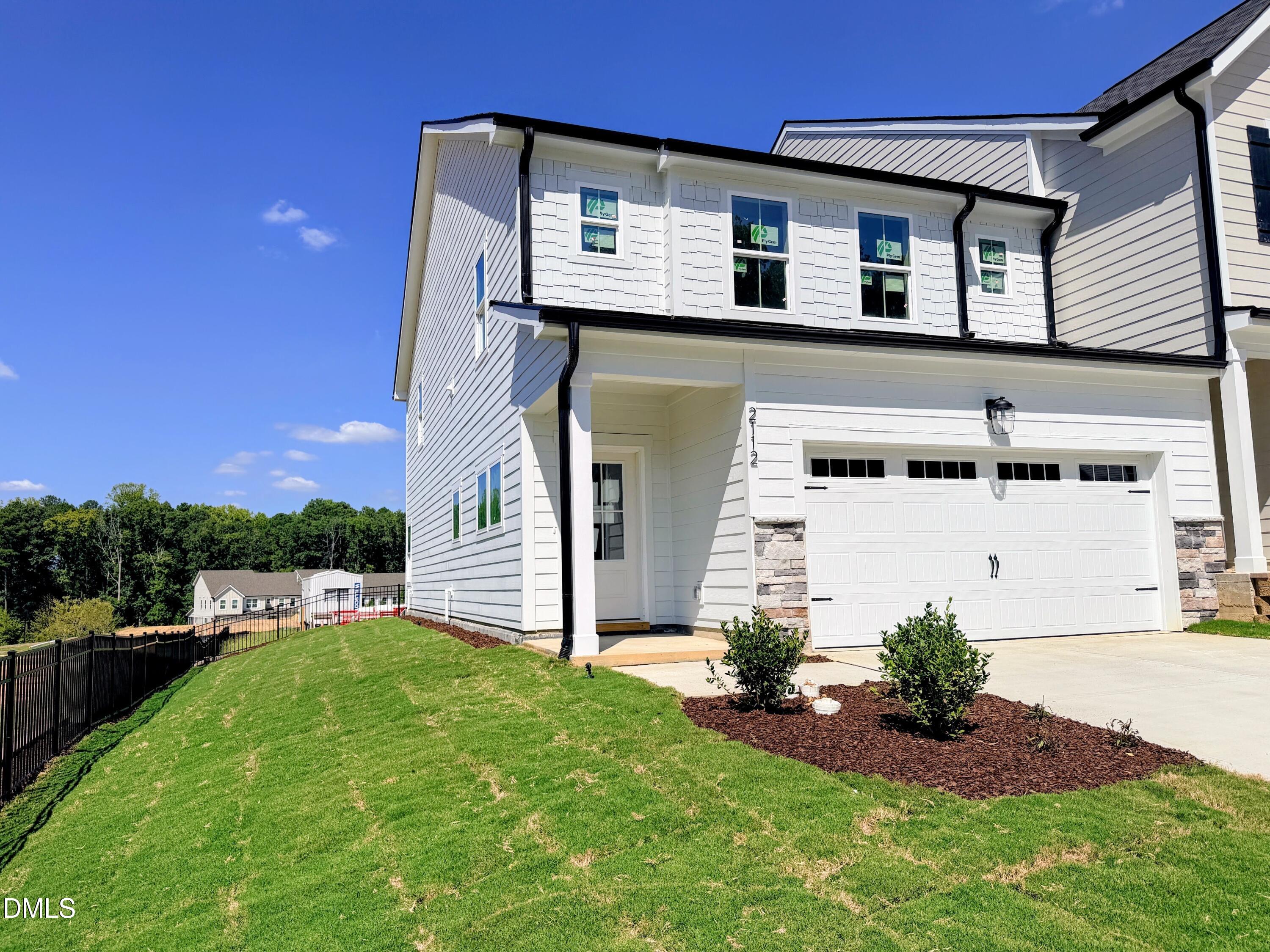 2112 Shaded Knoll Road Property Photo 2