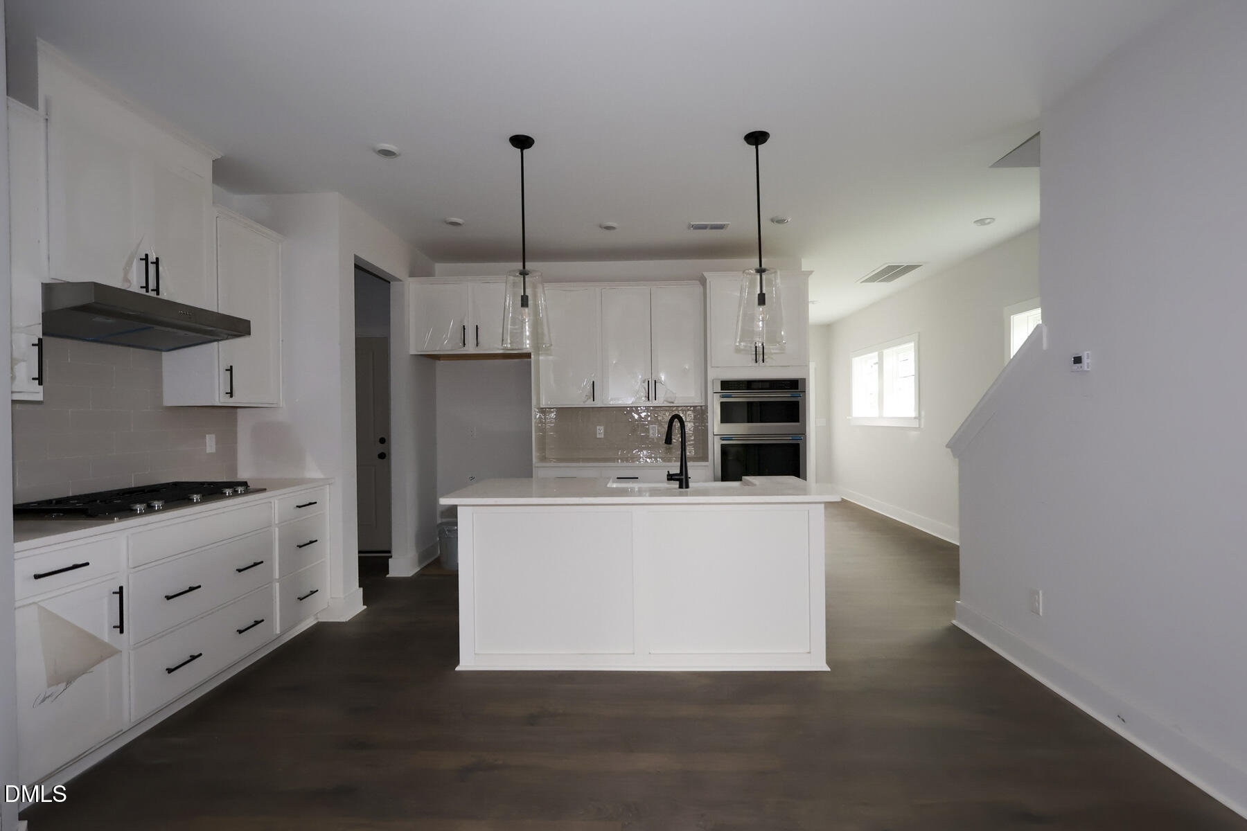 2112 Shaded Knoll Road Property Photo 3