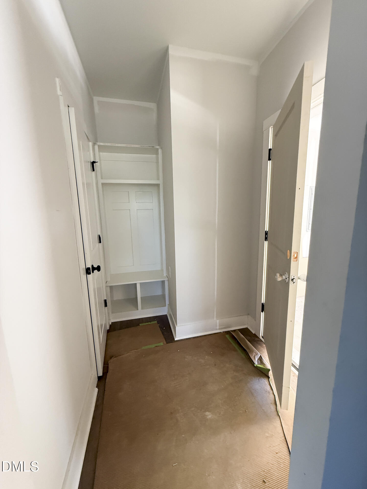 2112 Shaded Knoll Road Property Photo 9