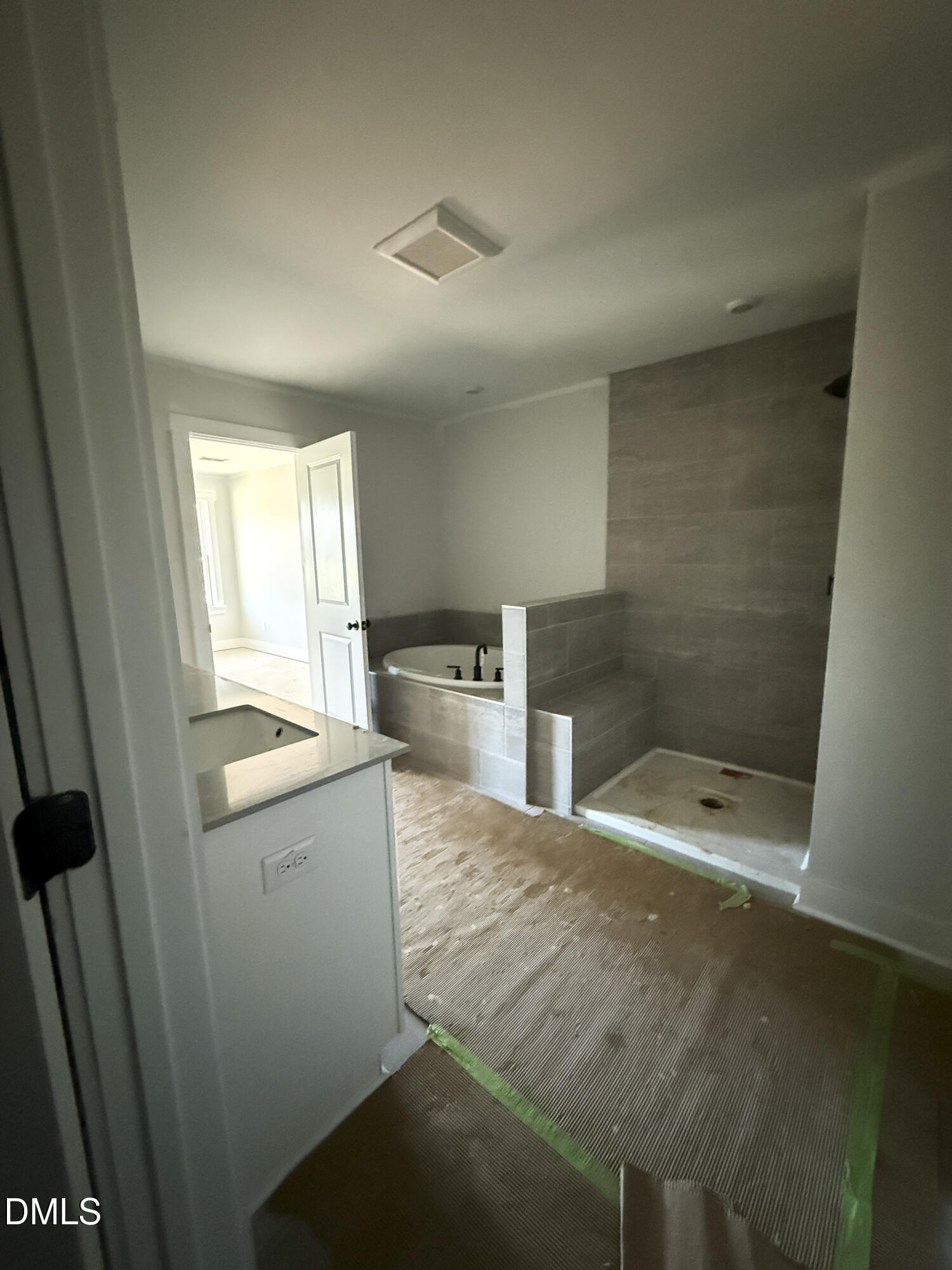 2112 Shaded Knoll Road Property Photo 14
