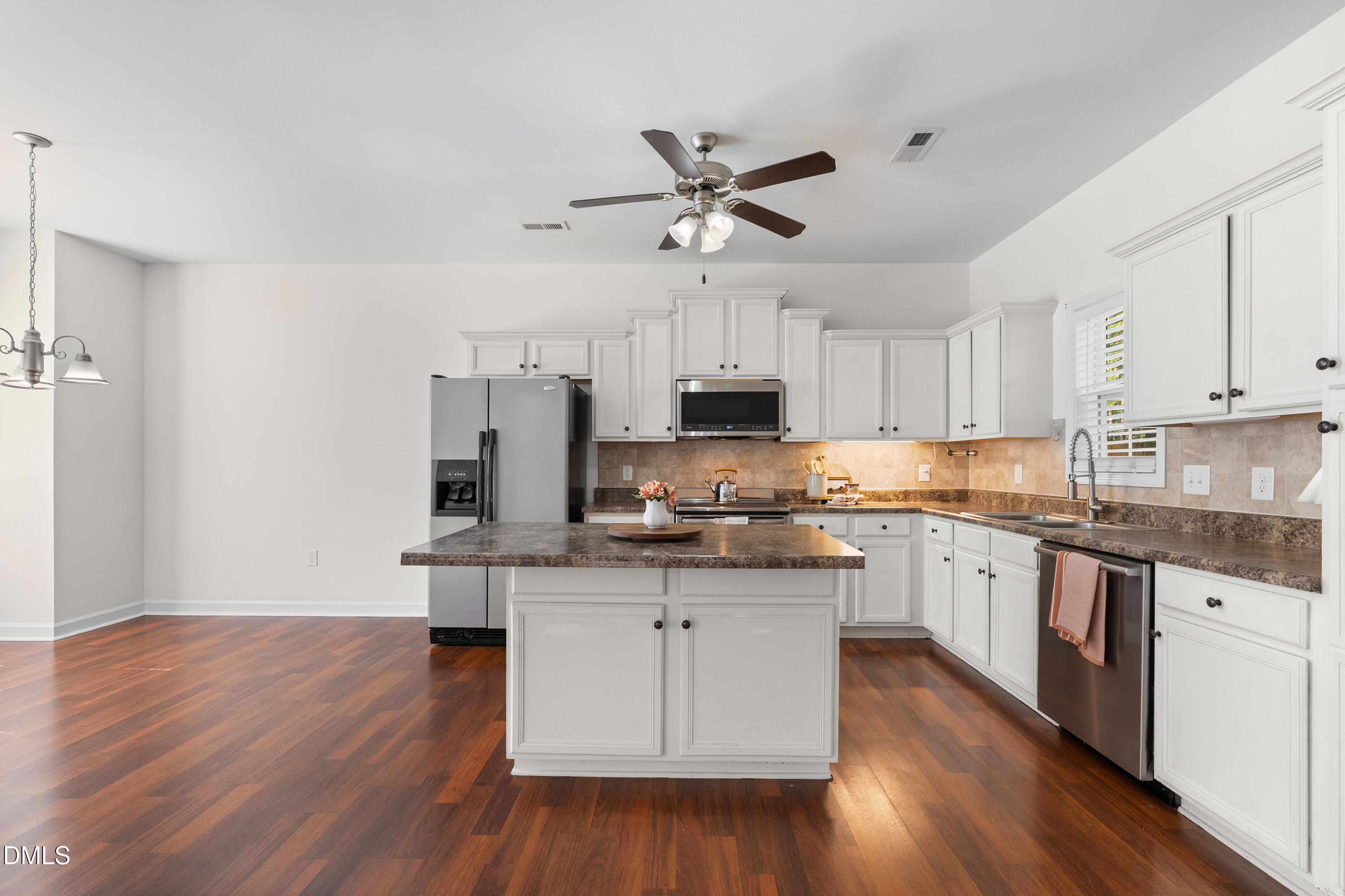 2458 Valley Drive Property Photo 19