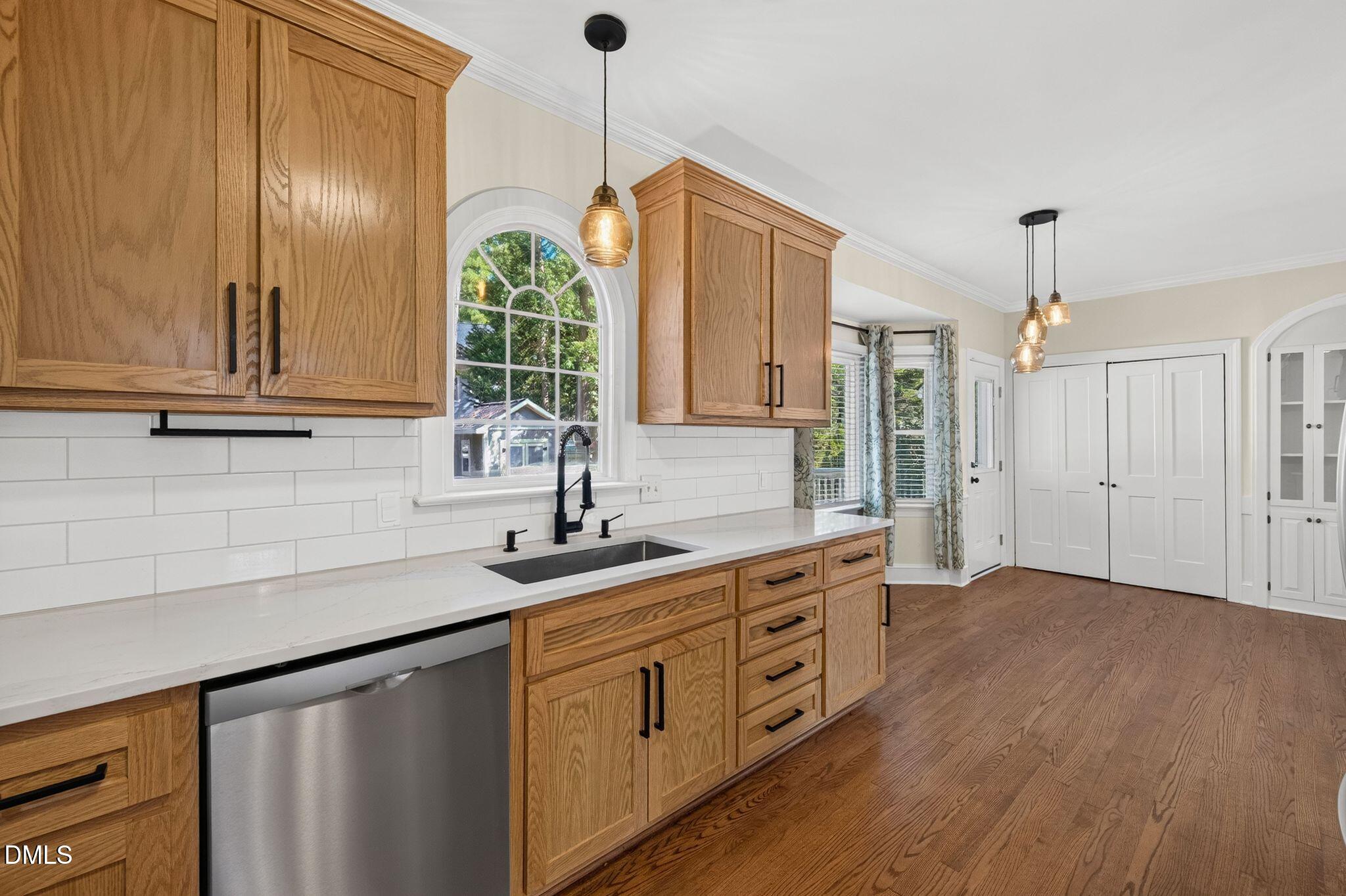7105 Glendower Road Property Photo 7